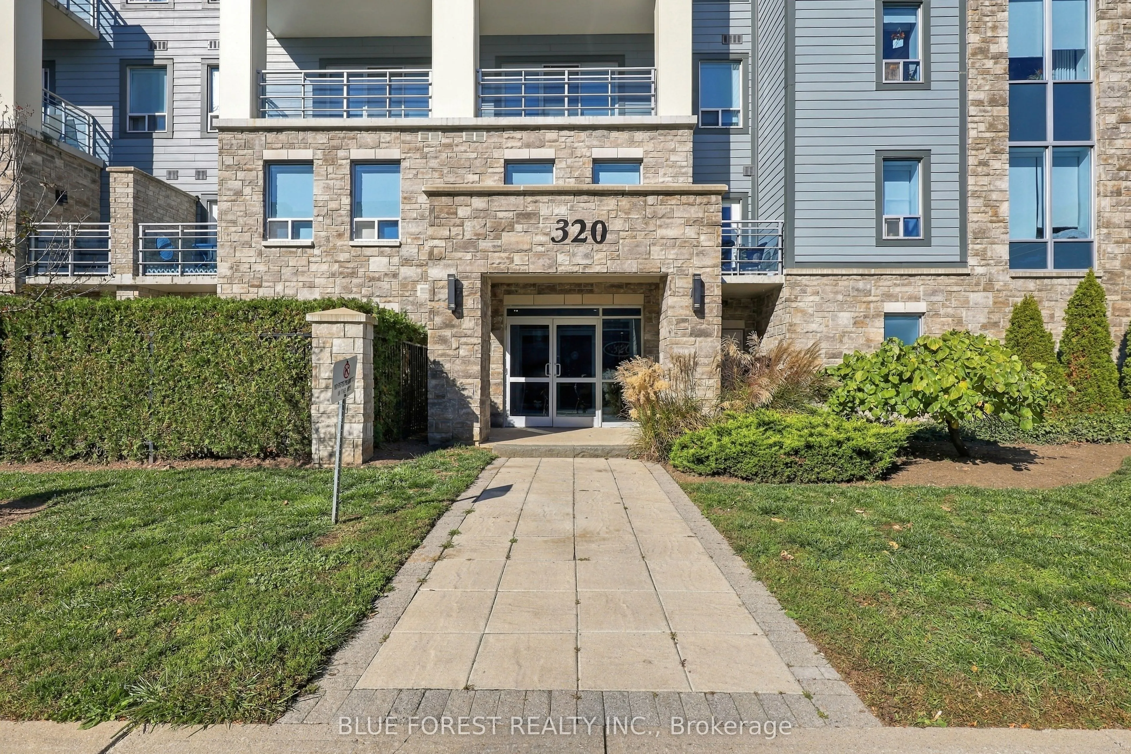 320 Sugarcreek Trail #205
