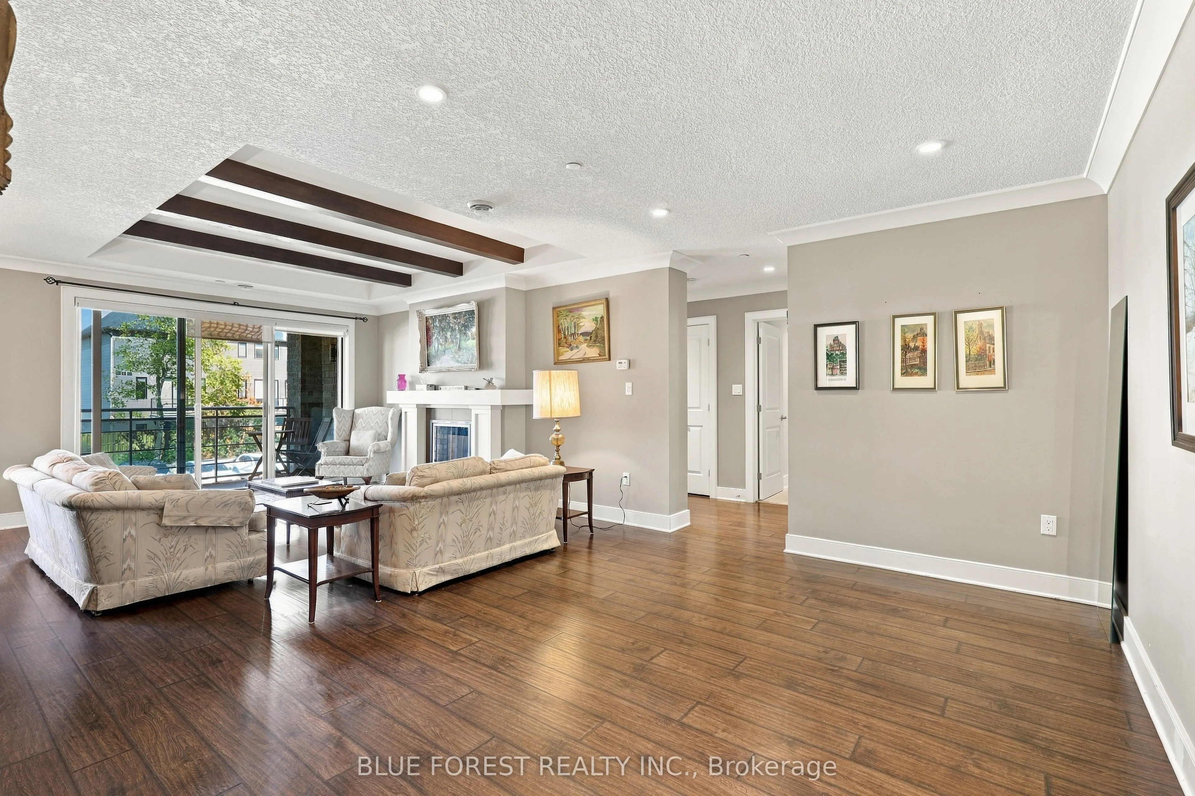320 Sugarcreek Trail #205
