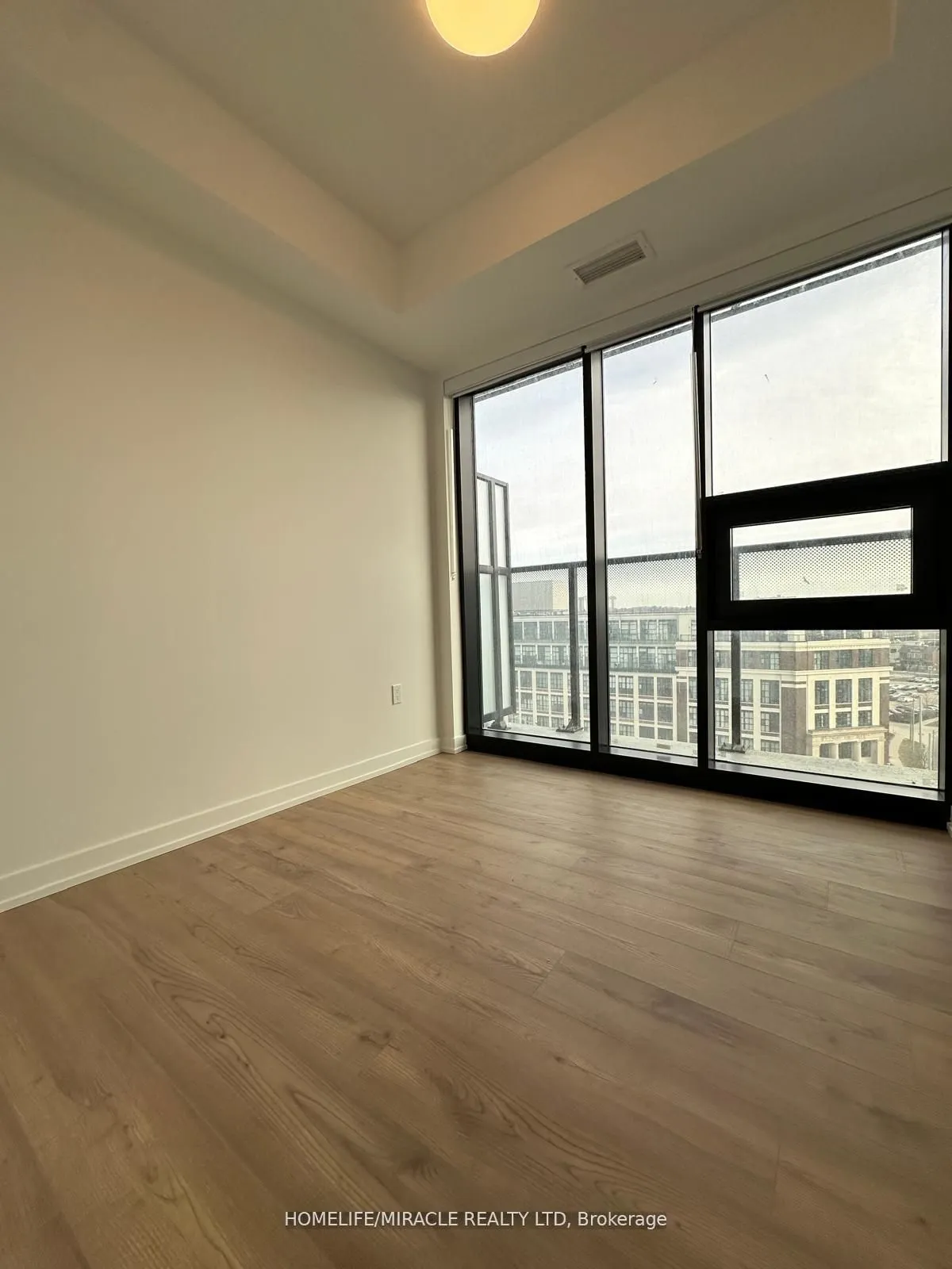 30 Francis Street S #808