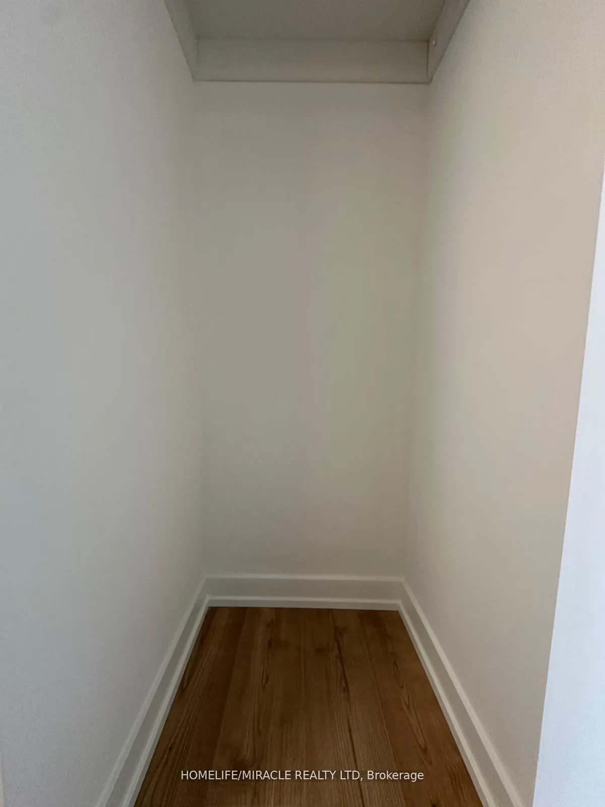 30 Francis Street S #808