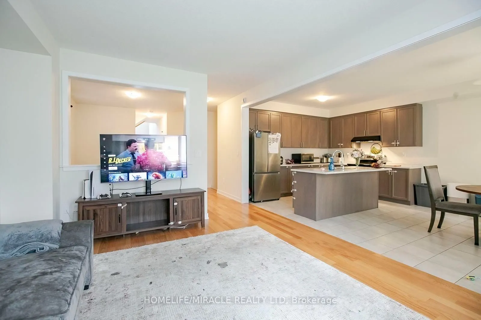 106 Higgins Avenue