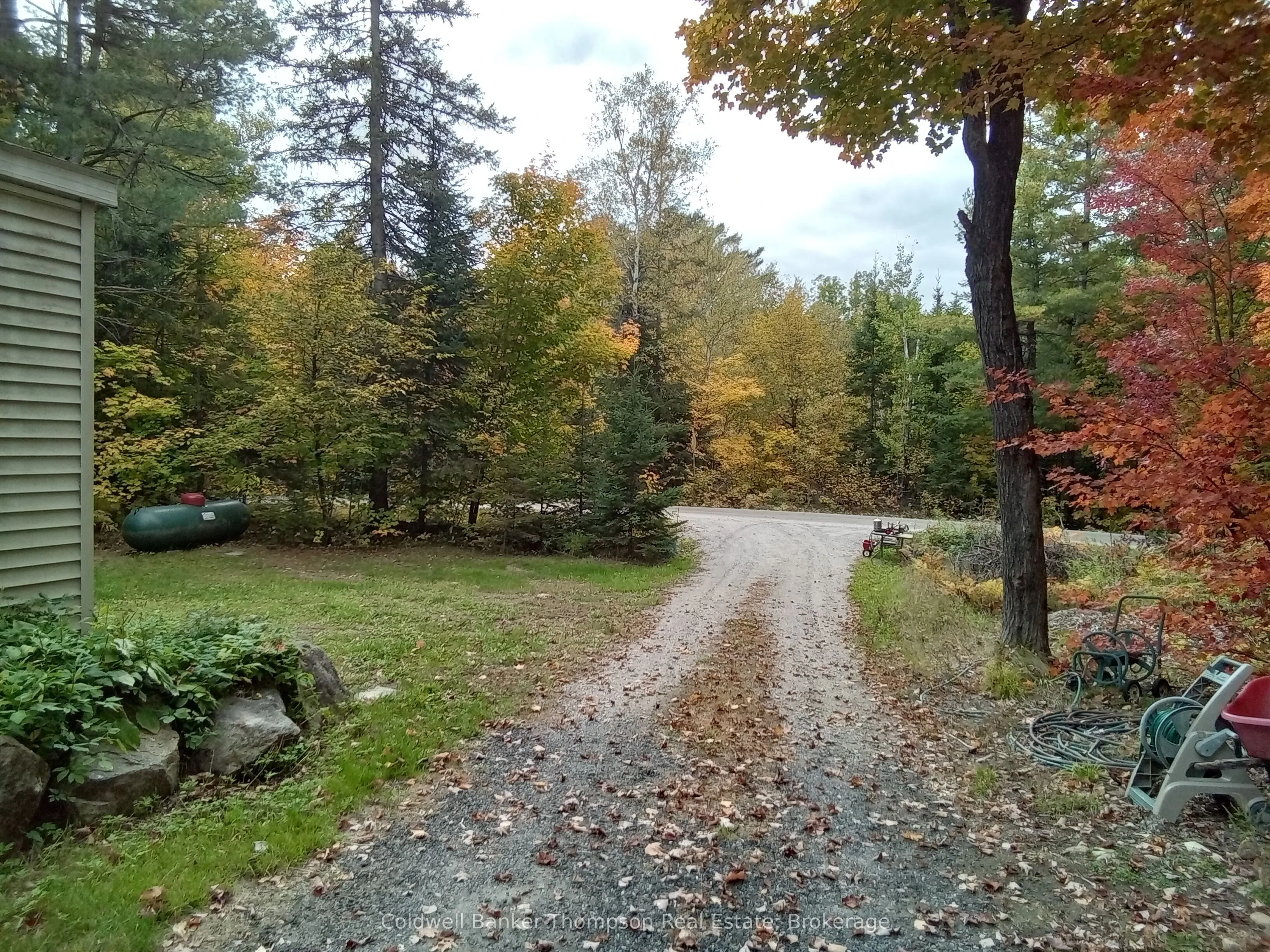 10 Wooden Bridge Road