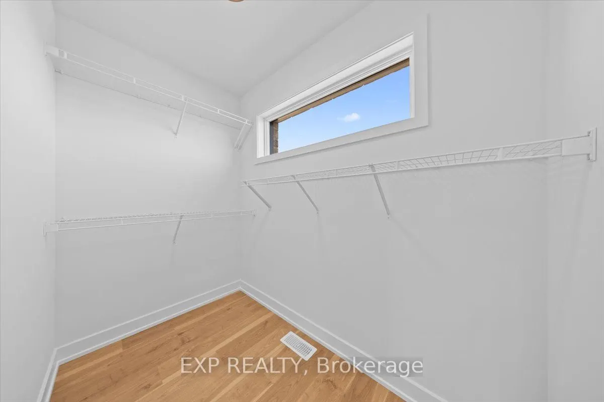 239 Carpe Street