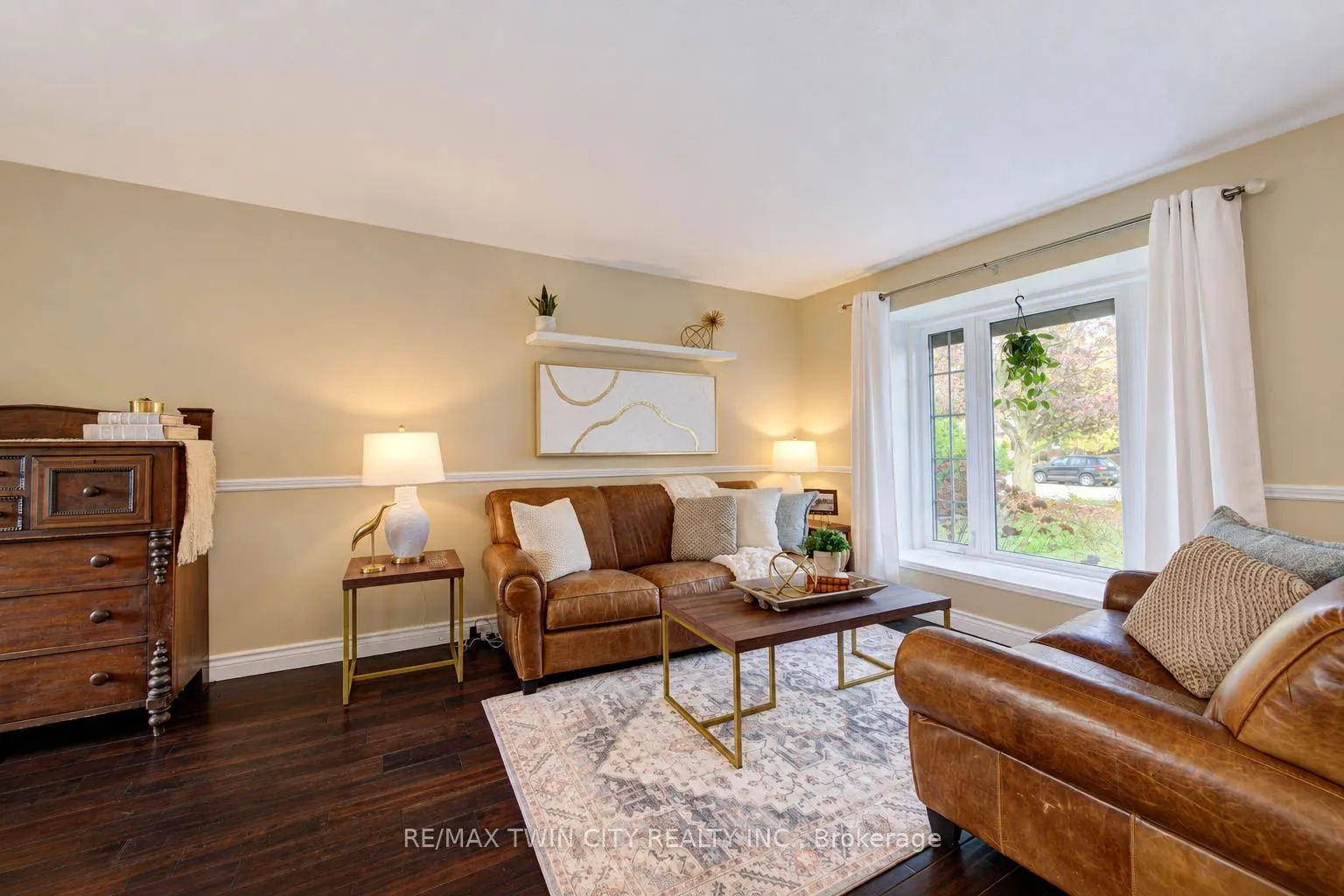 63 Winding Way