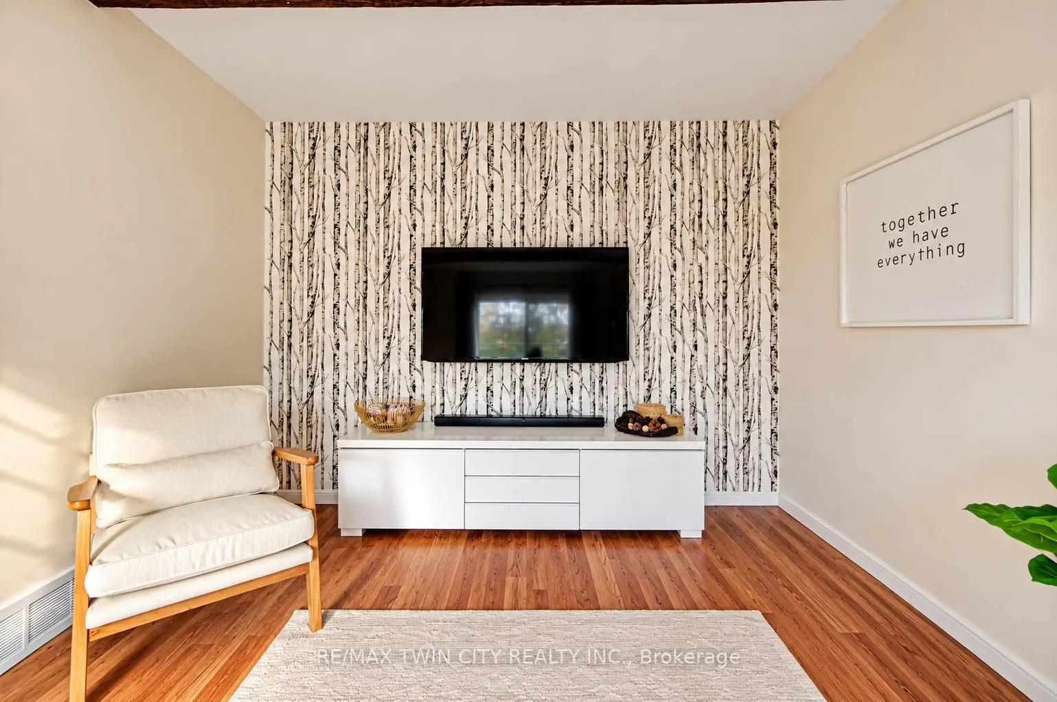 63 Winding Way