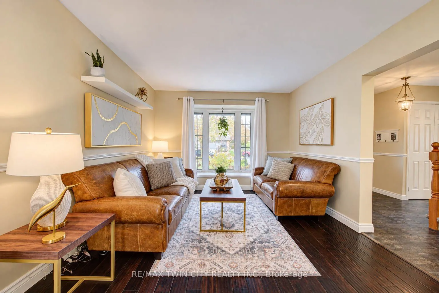 63 Winding Way