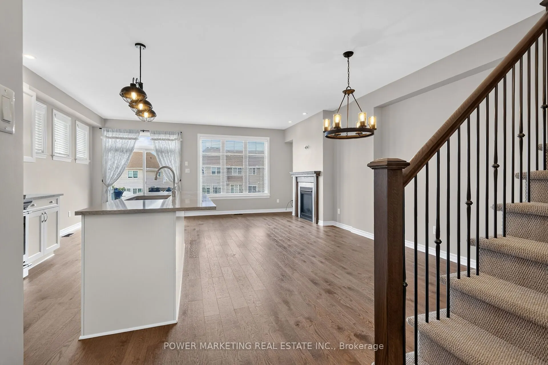 644 CARTOGRAPHE Street