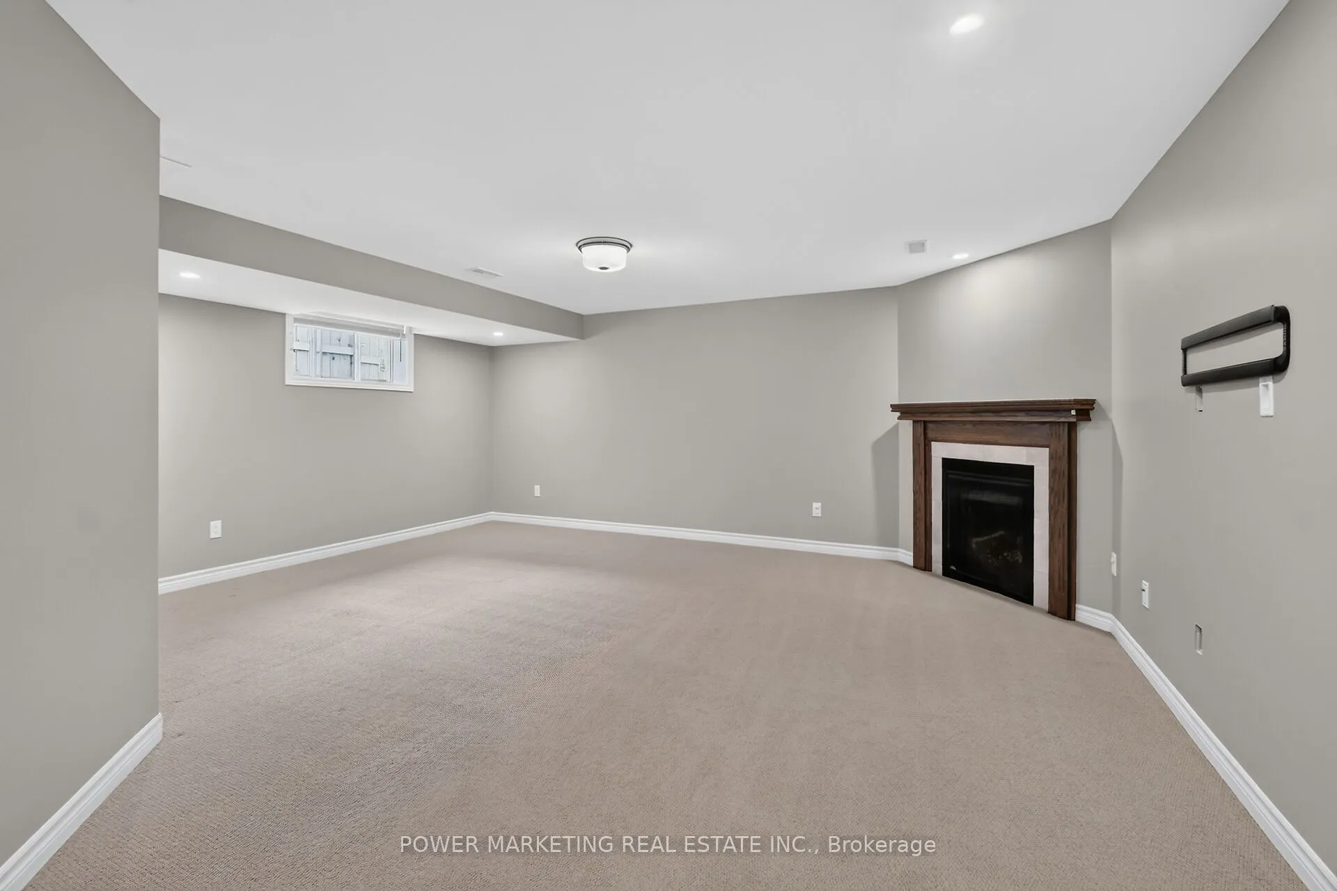 644 CARTOGRAPHE Street