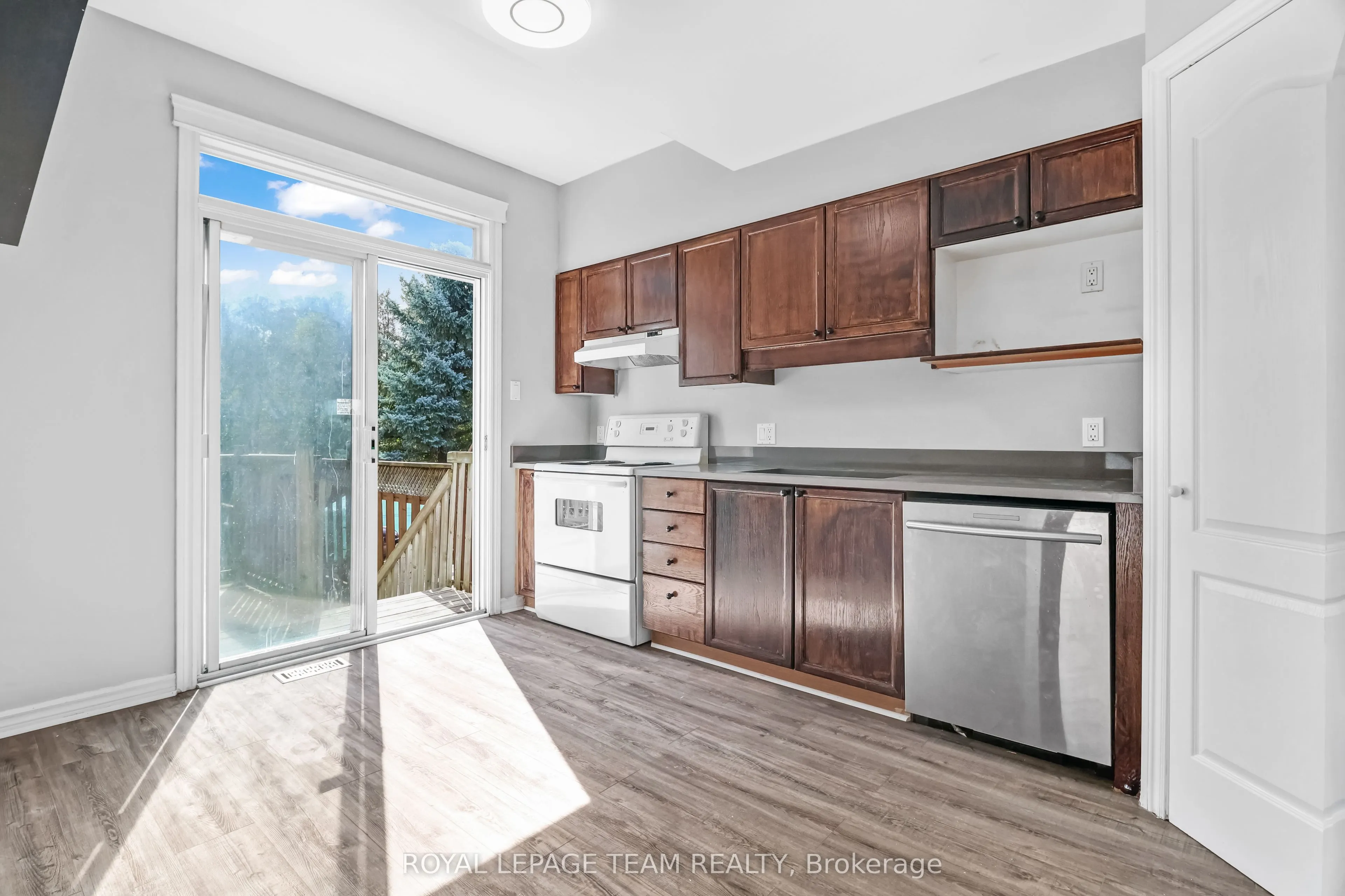 141 Hearst Way