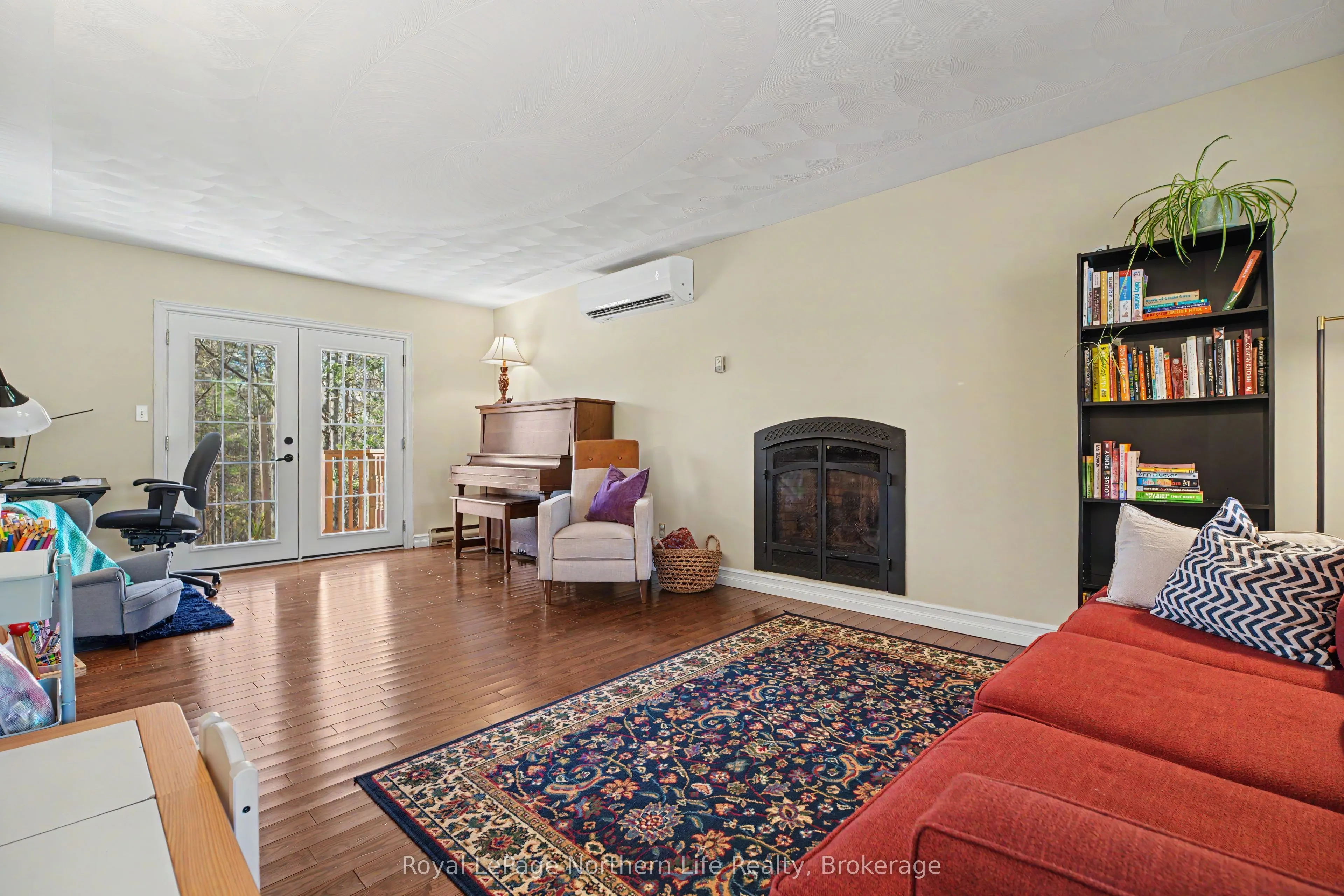 88 Waukegan Road