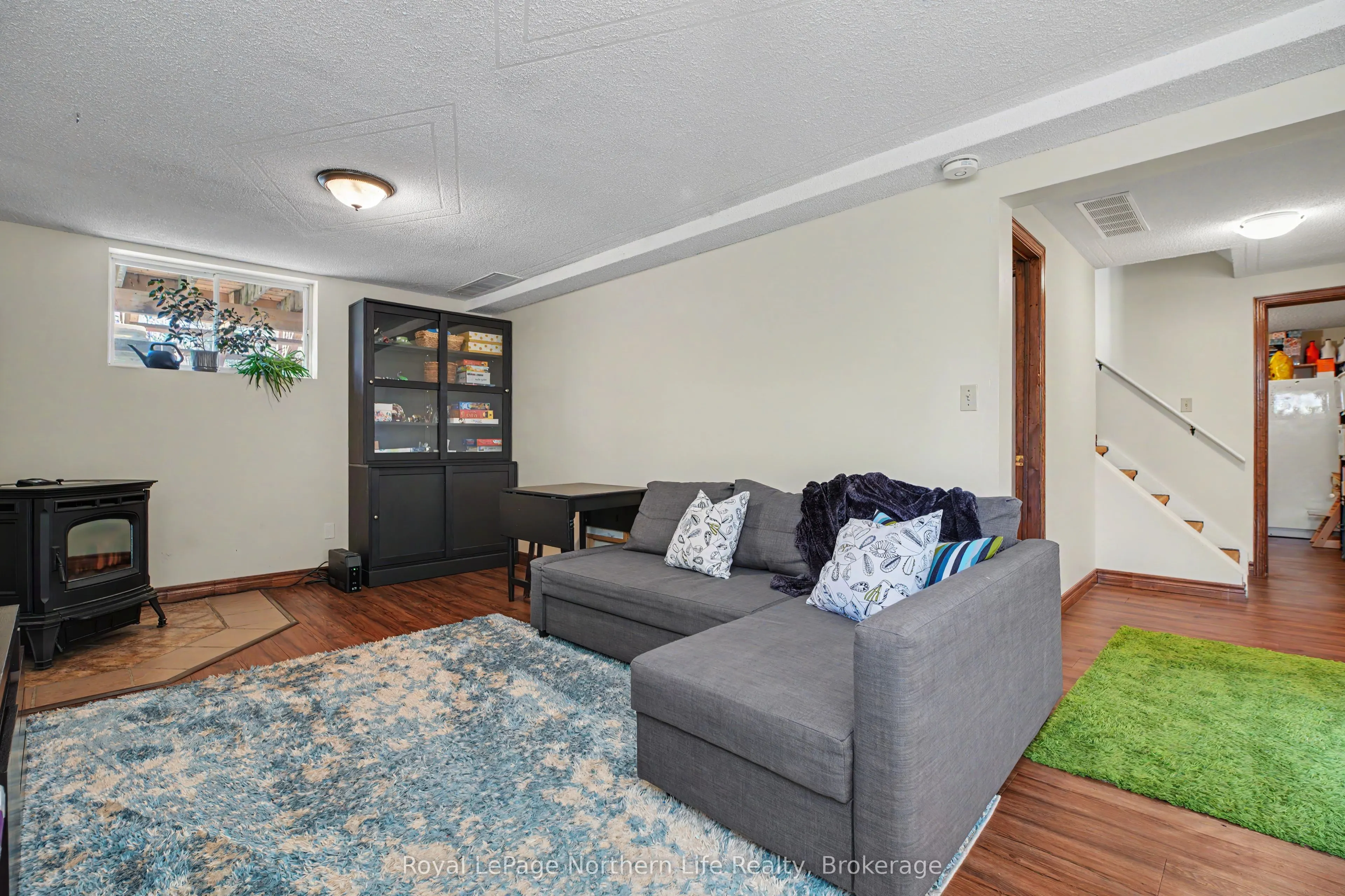 88 Waukegan Road