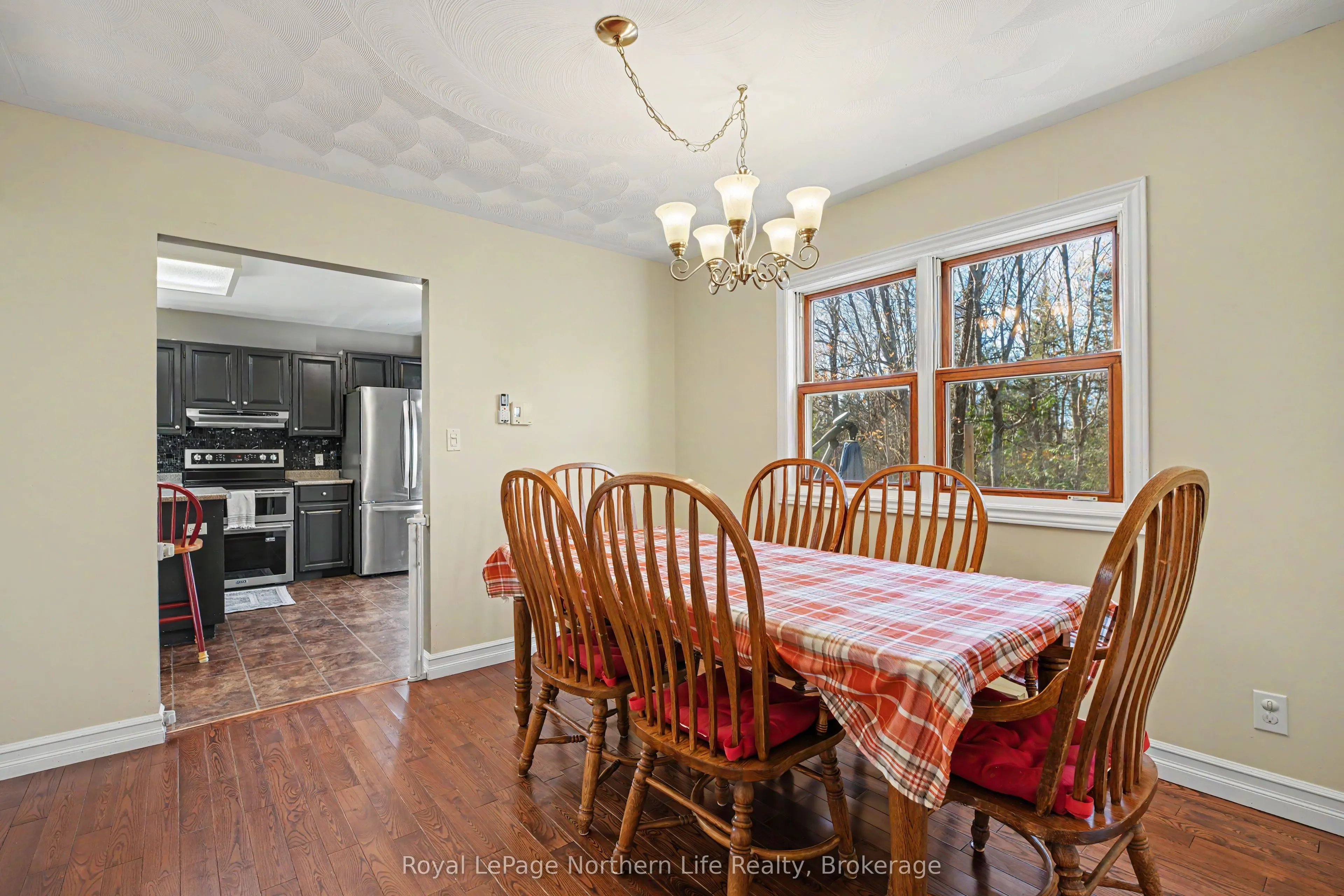 88 Waukegan Road