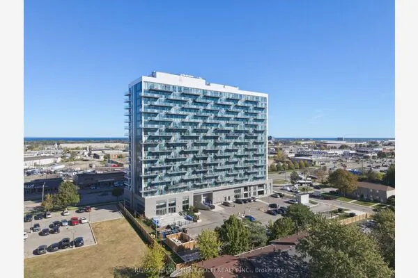 2782 BARTON Street E #302