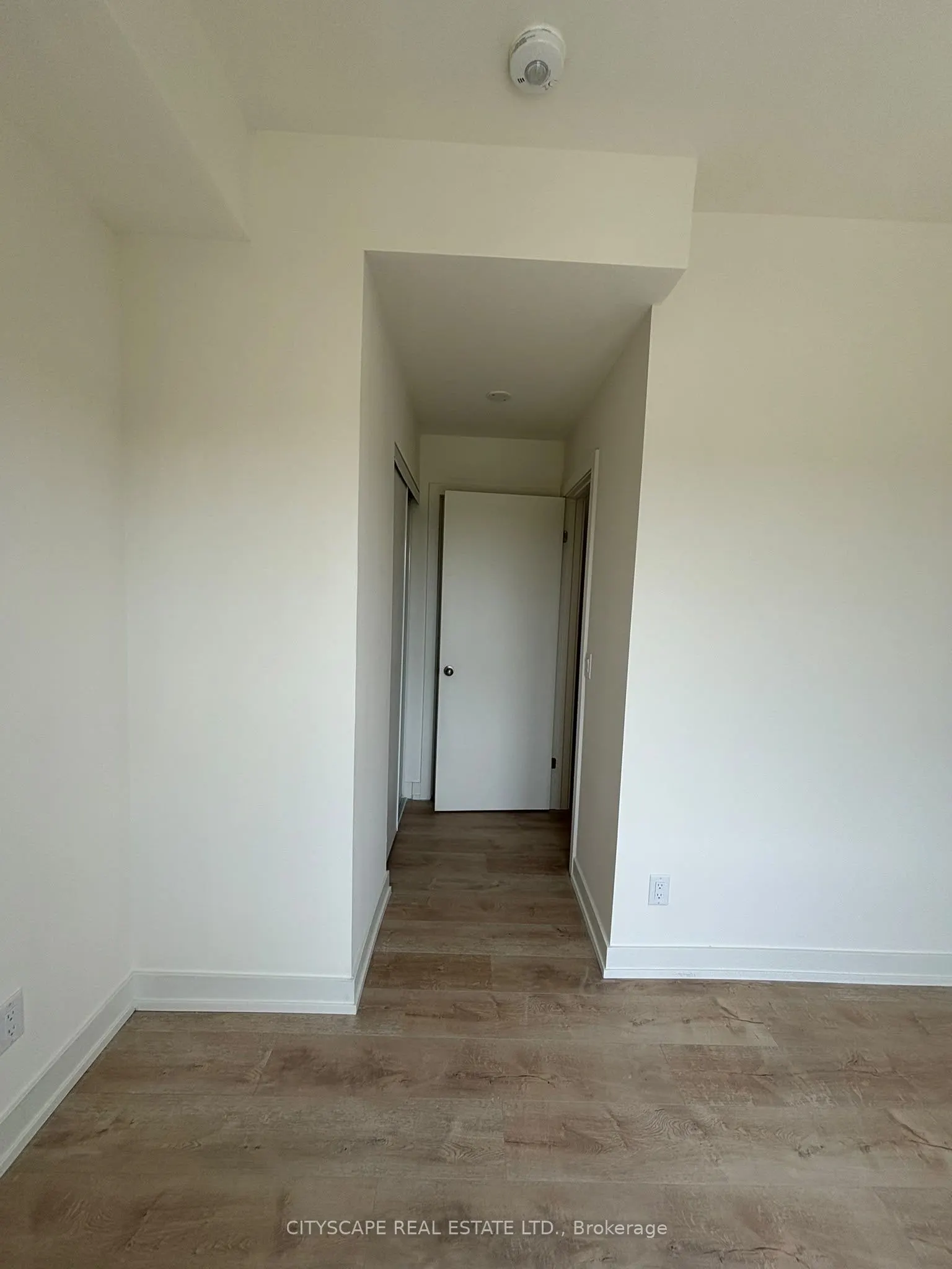 16 Melbourne Avenue #304A