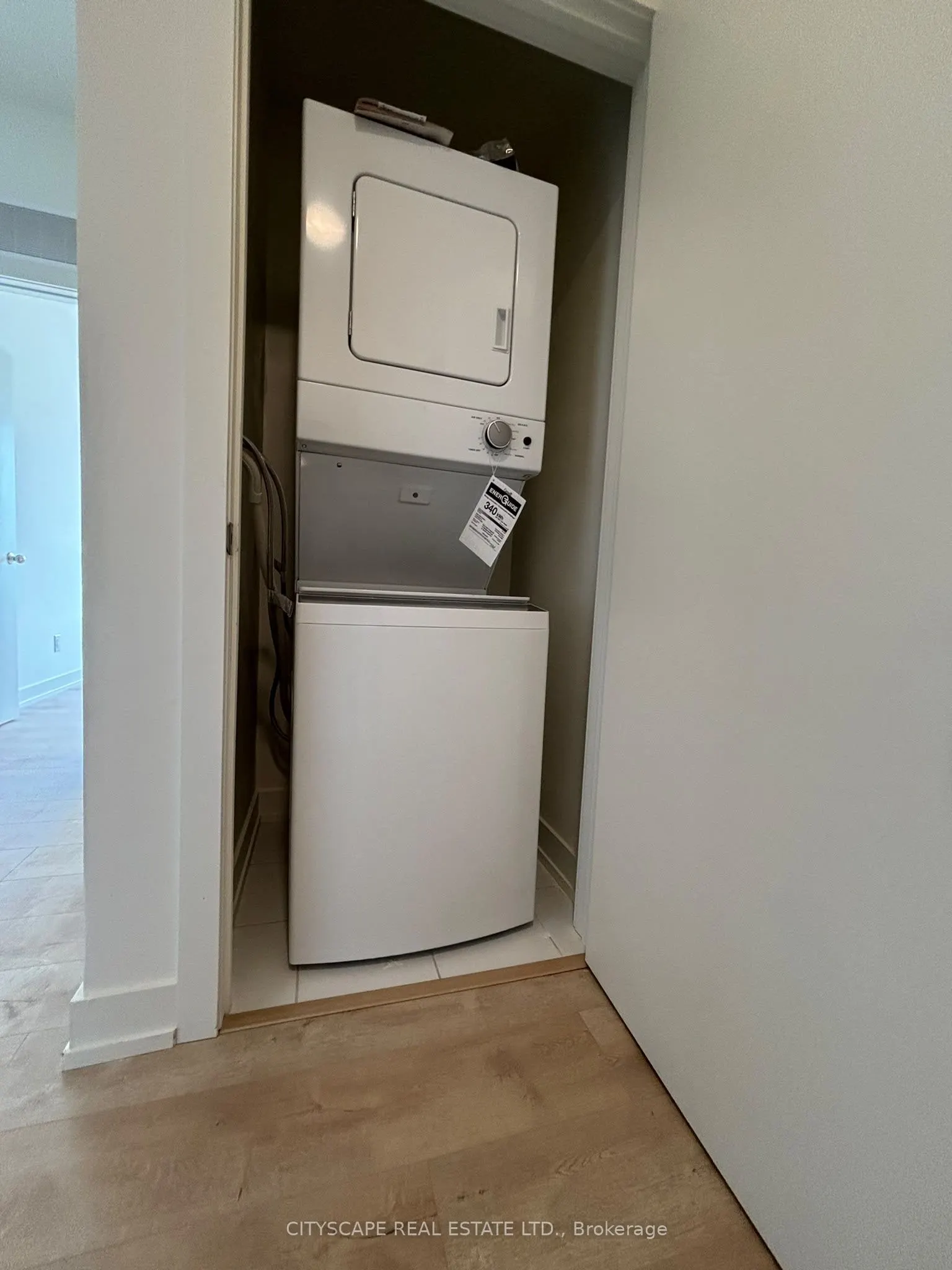 16 Melbourne Avenue #304A