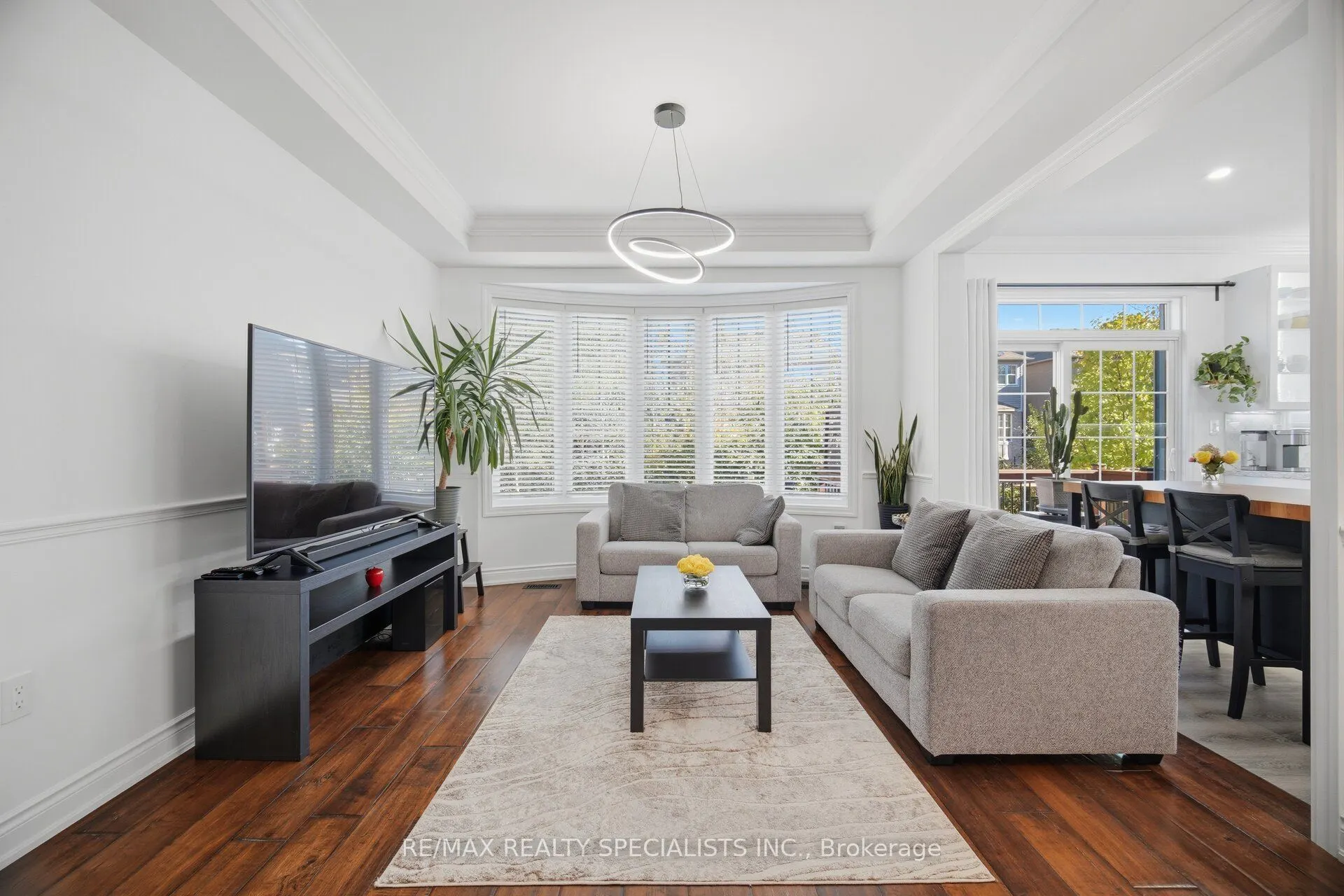 306 Montreal Circle
