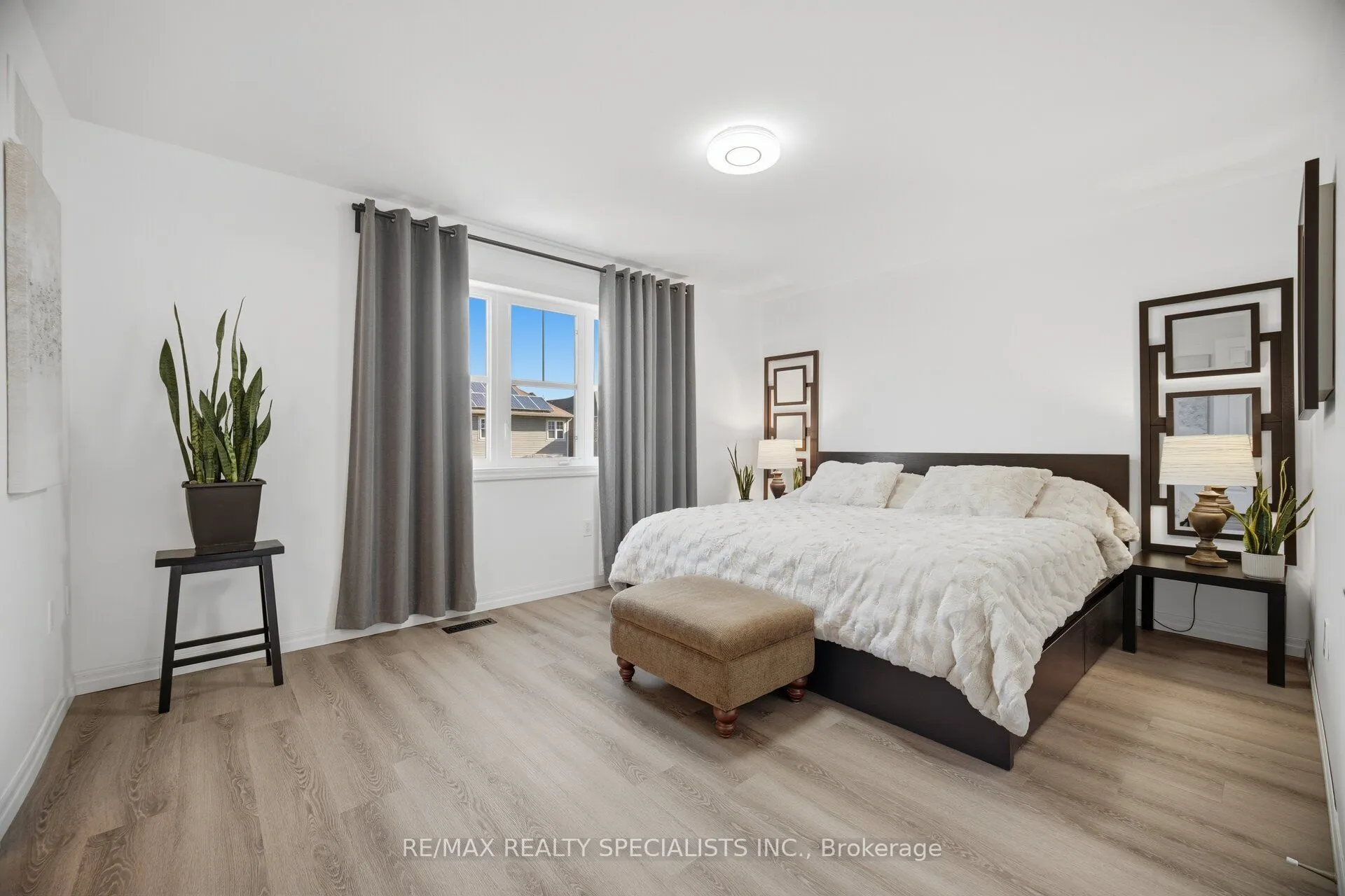 306 Montreal Circle
