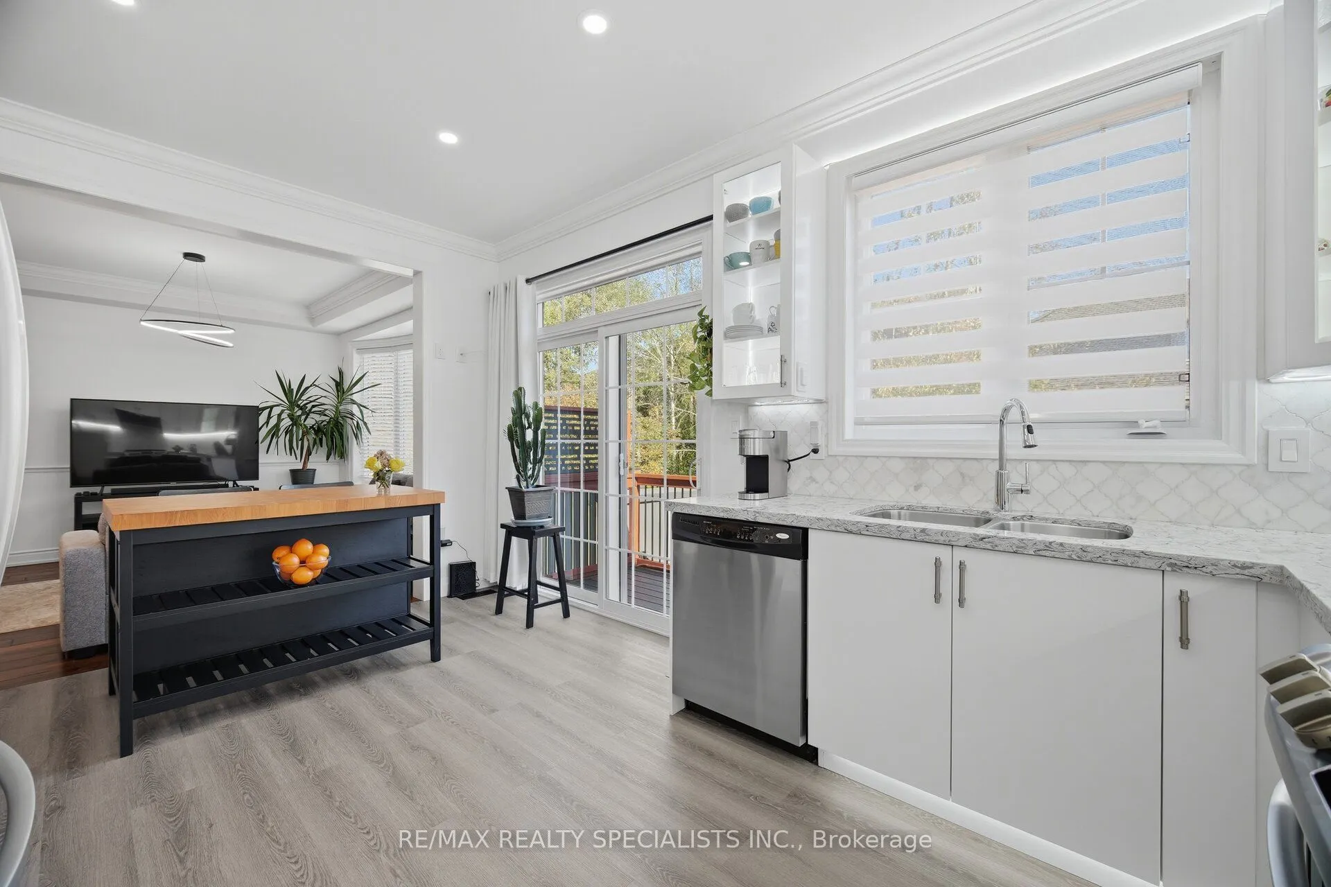 306 Montreal Circle