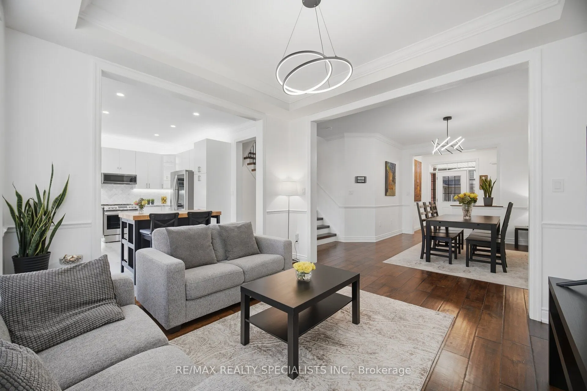 306 Montreal Circle