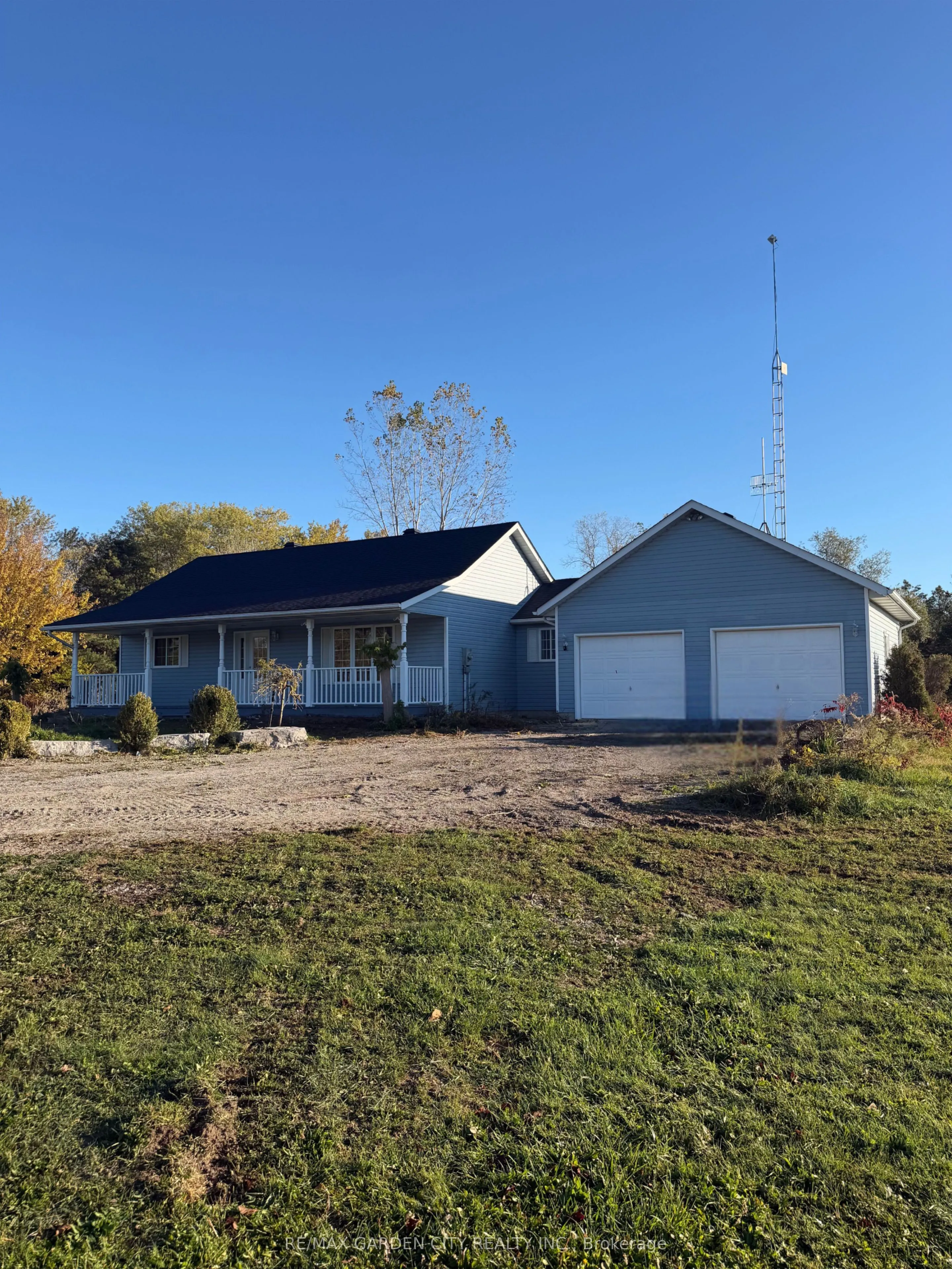 1032 Hutchinson Road