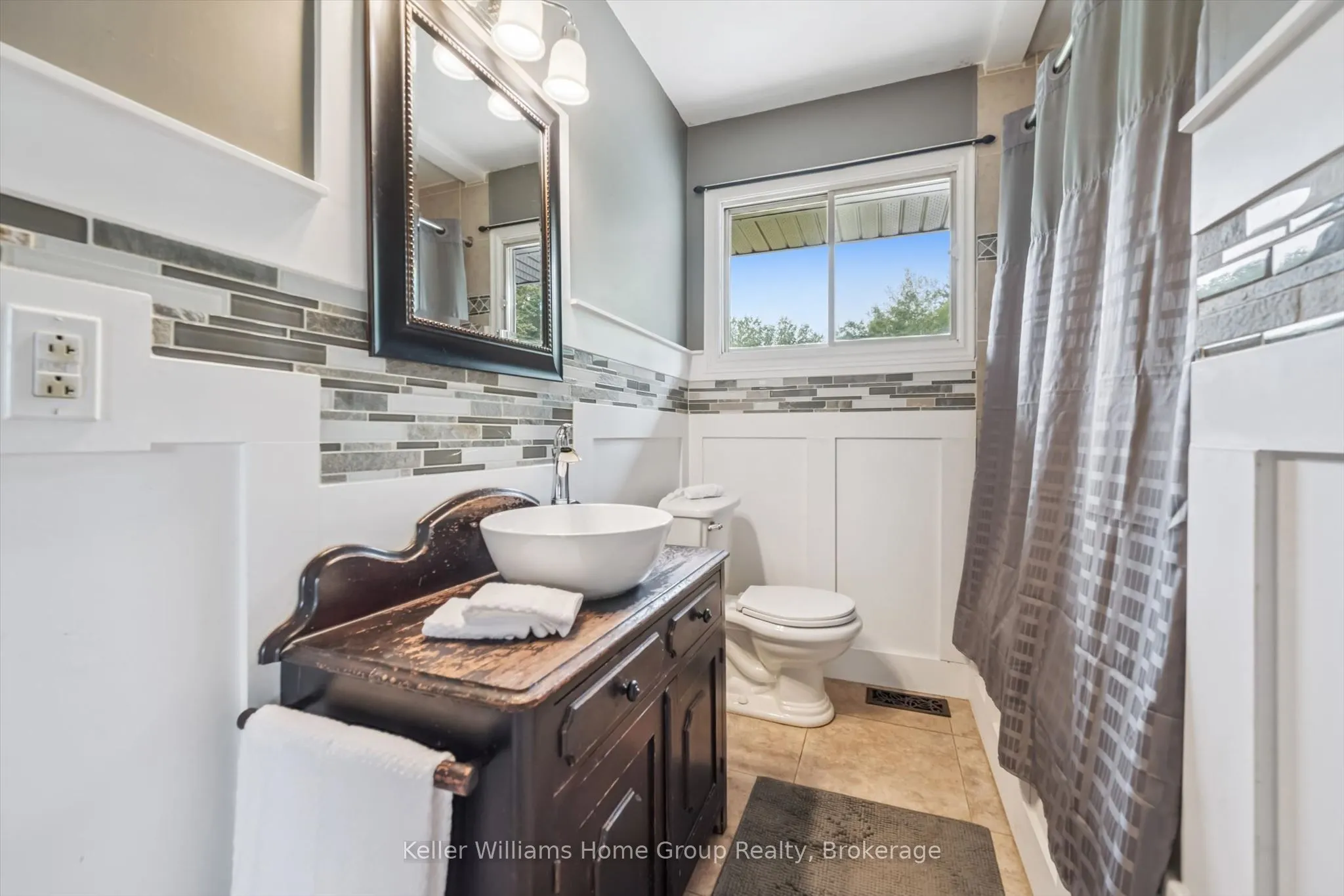 7988 Wellington Road 12