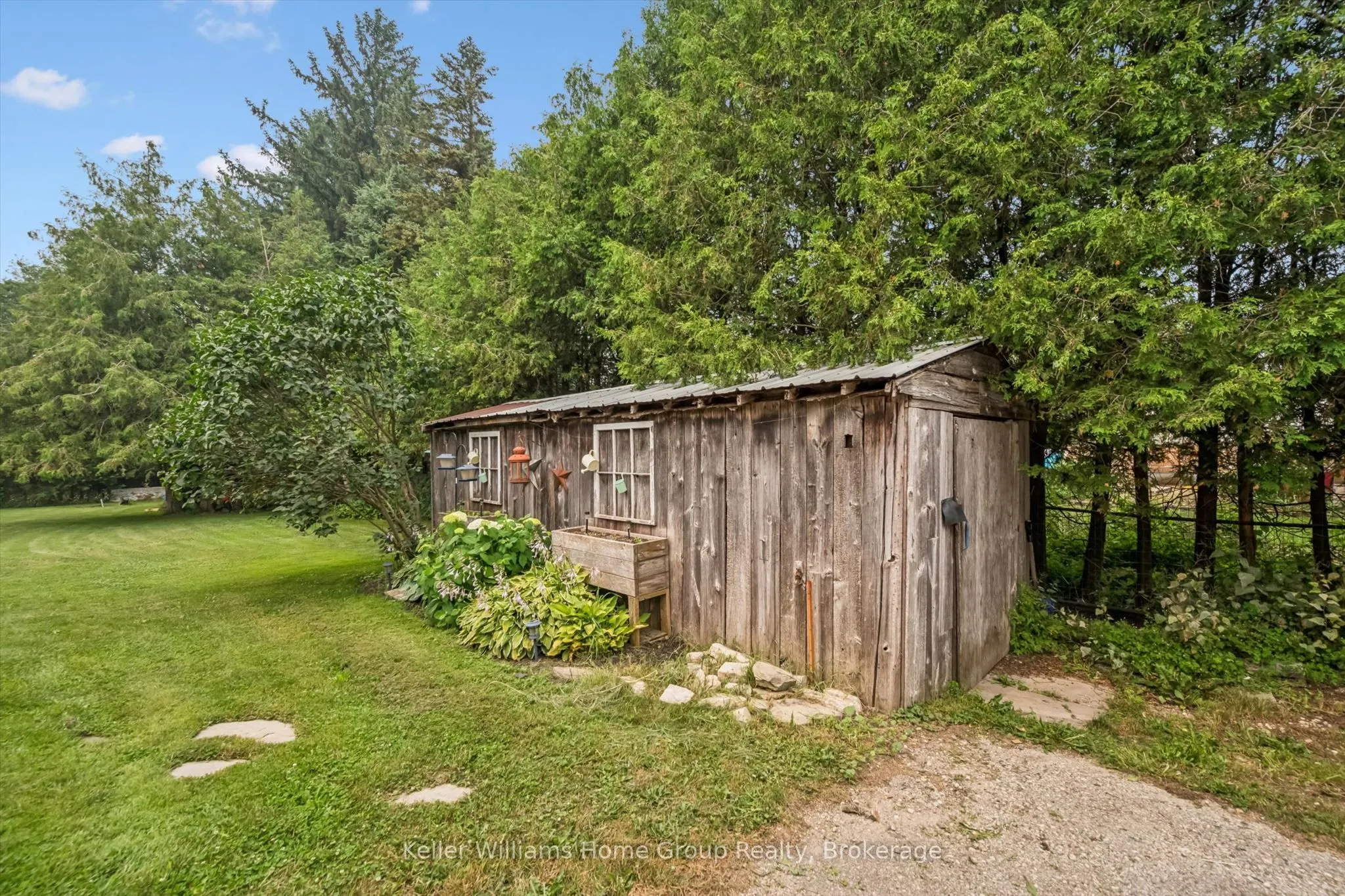 7988 Wellington Road 12