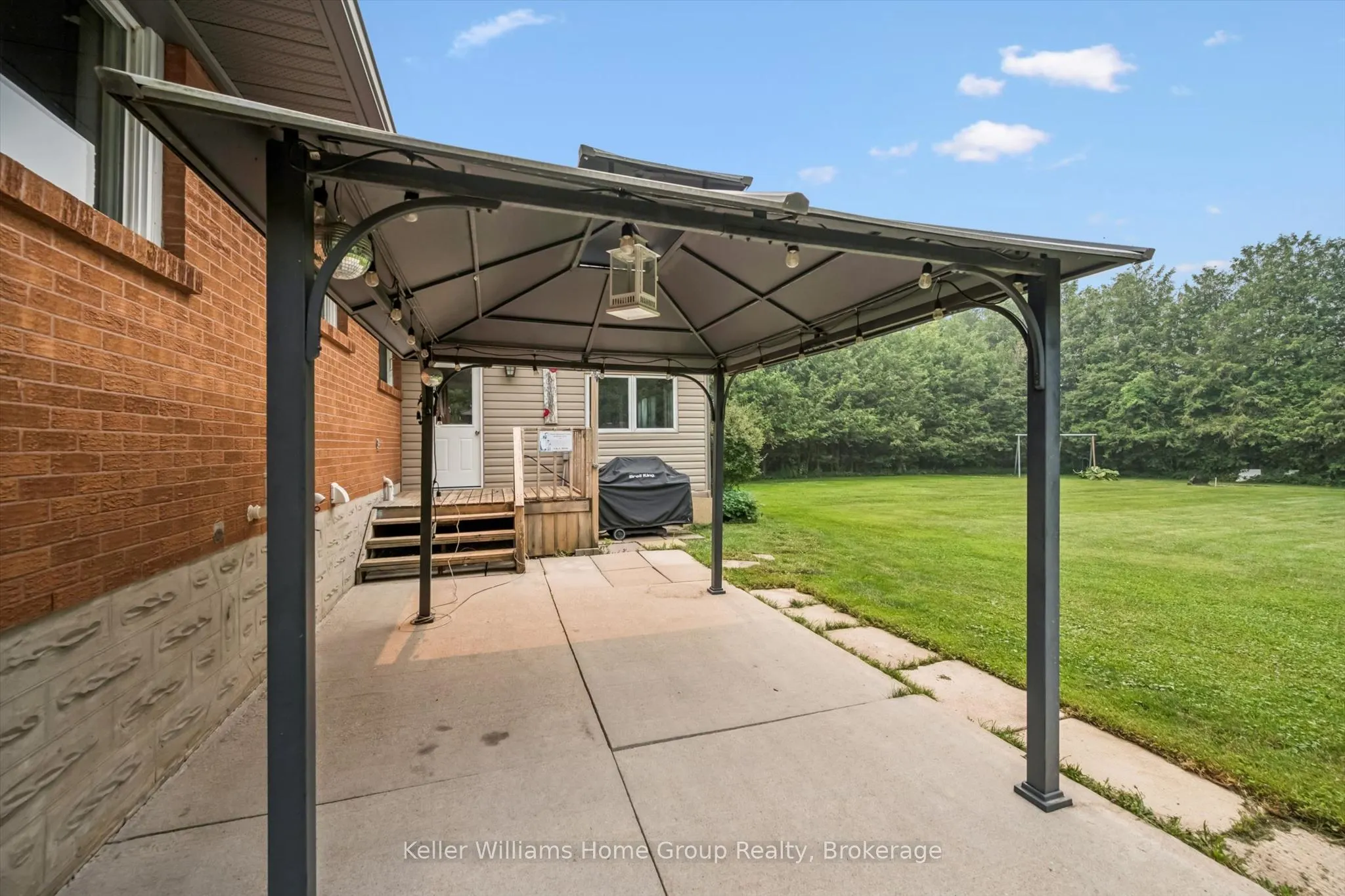 7988 Wellington Road 12