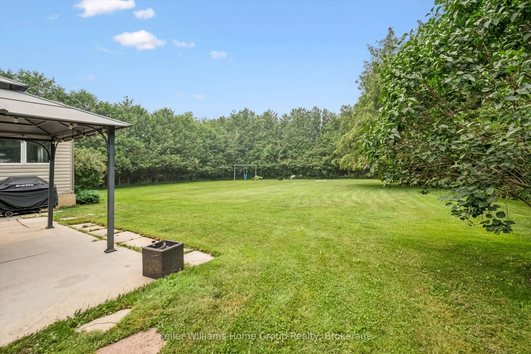 7988 Wellington Road 12