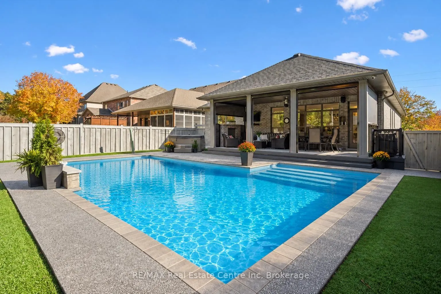 66 Waverley Drive