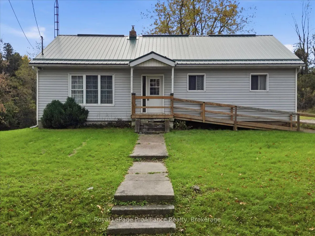 2096 Hollowview Road