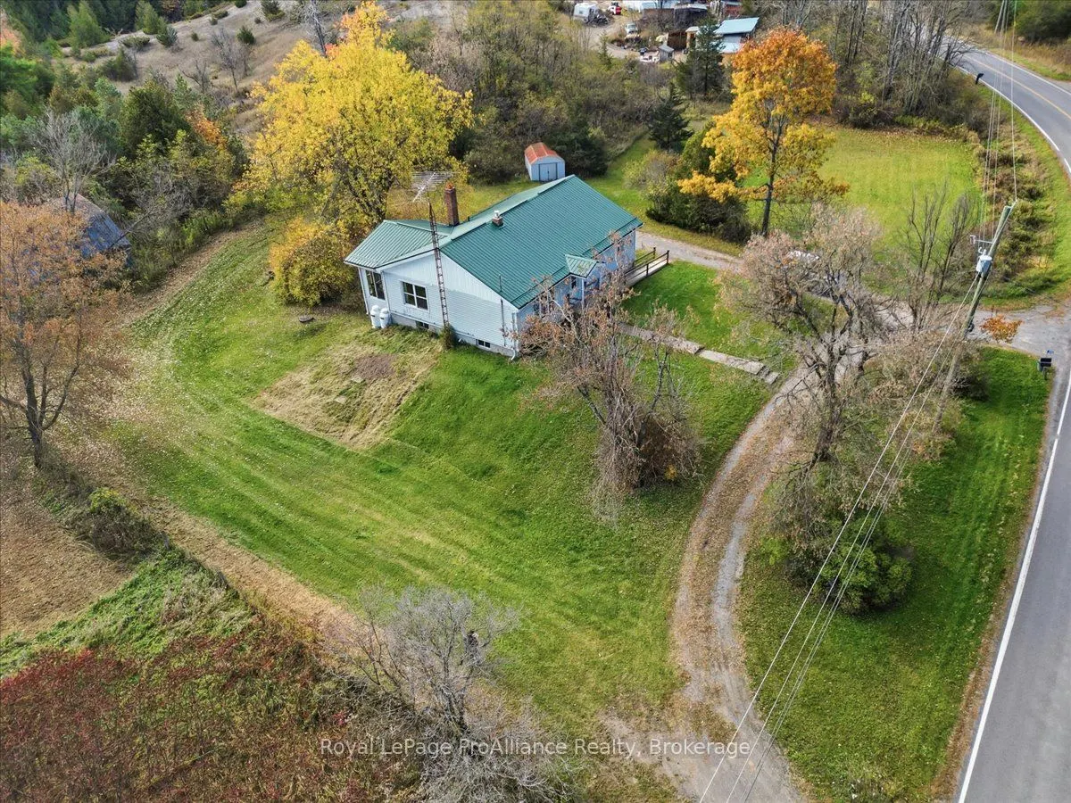2096 Hollowview Road
