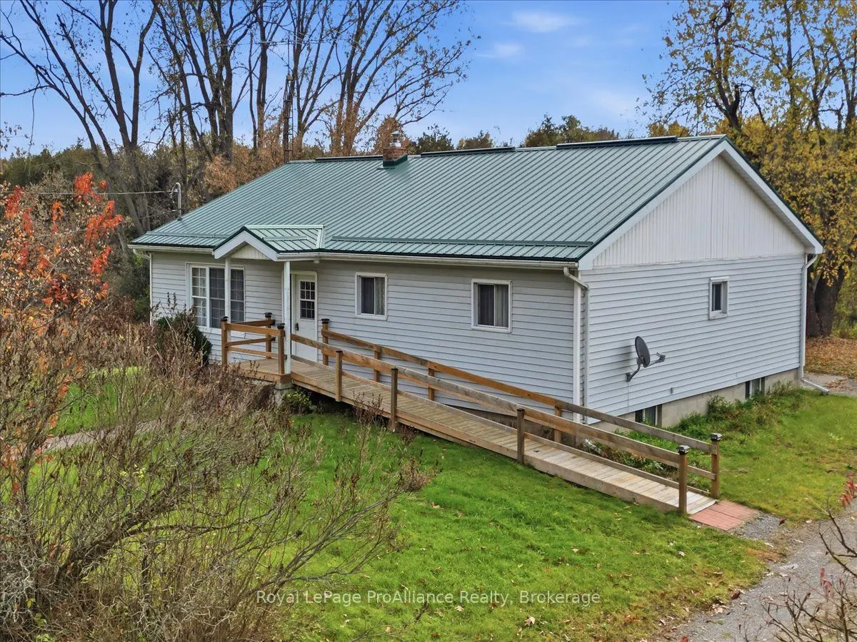 2096 Hollowview Road