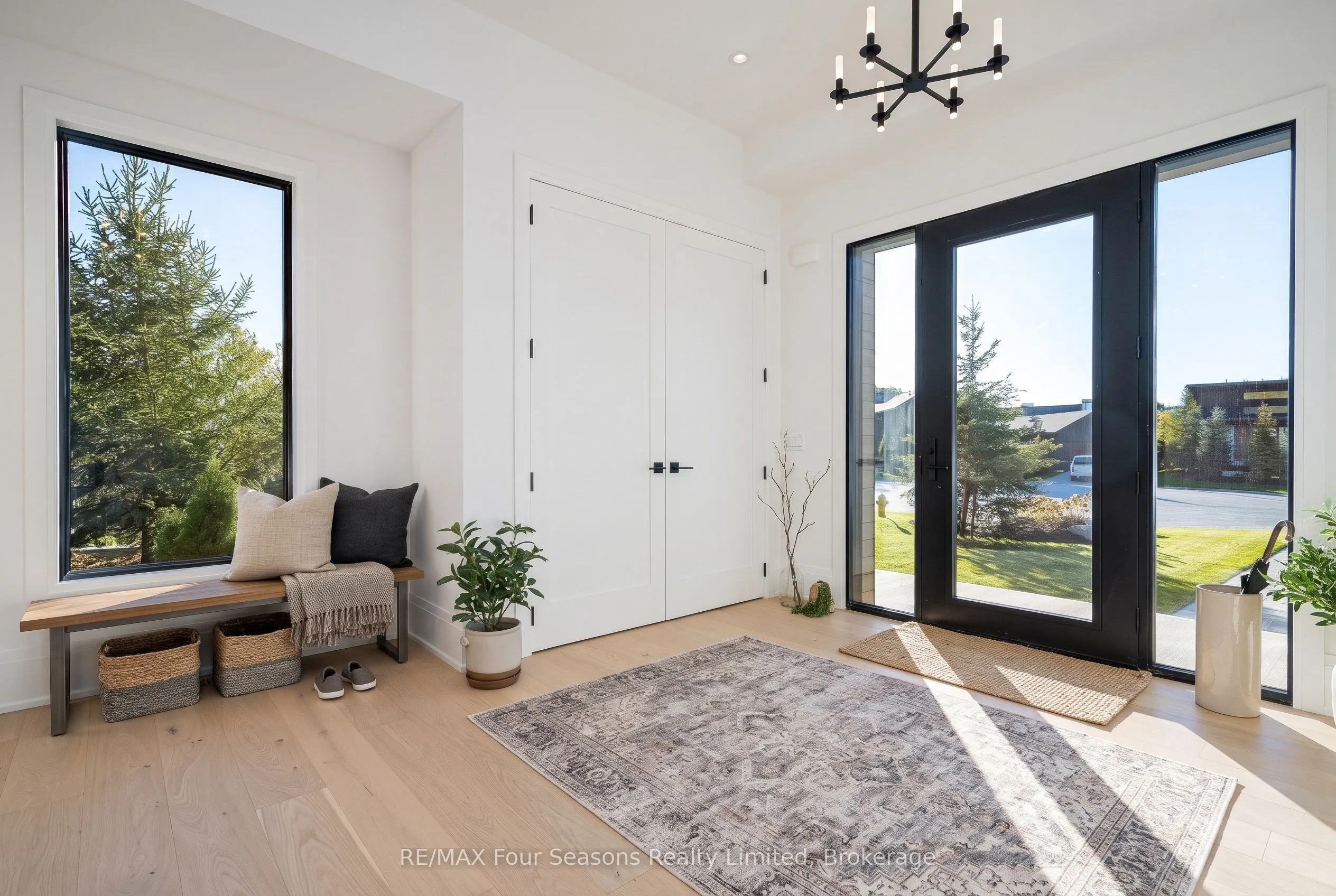 123 Salzburg Place