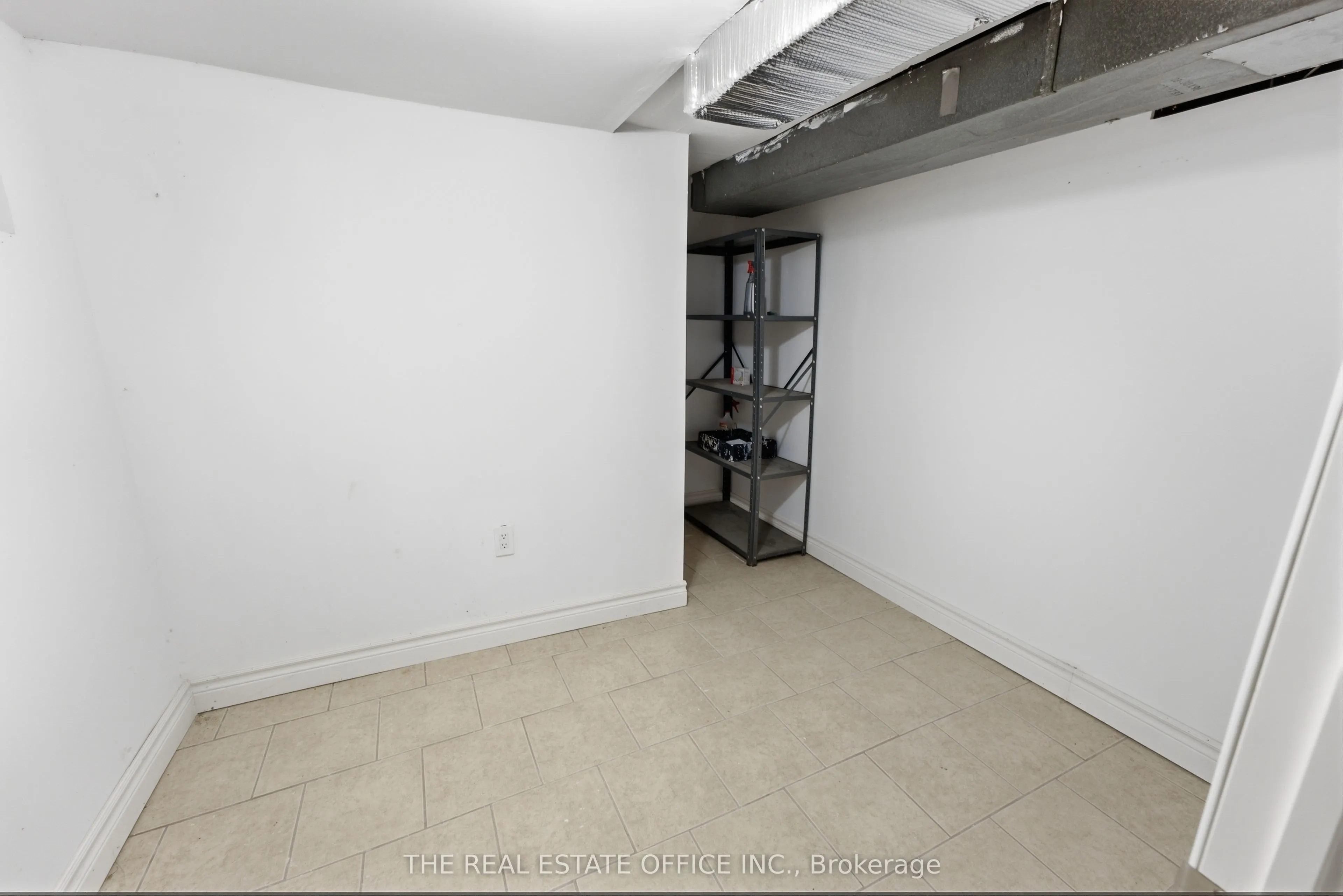 4327 Simcoe Street
