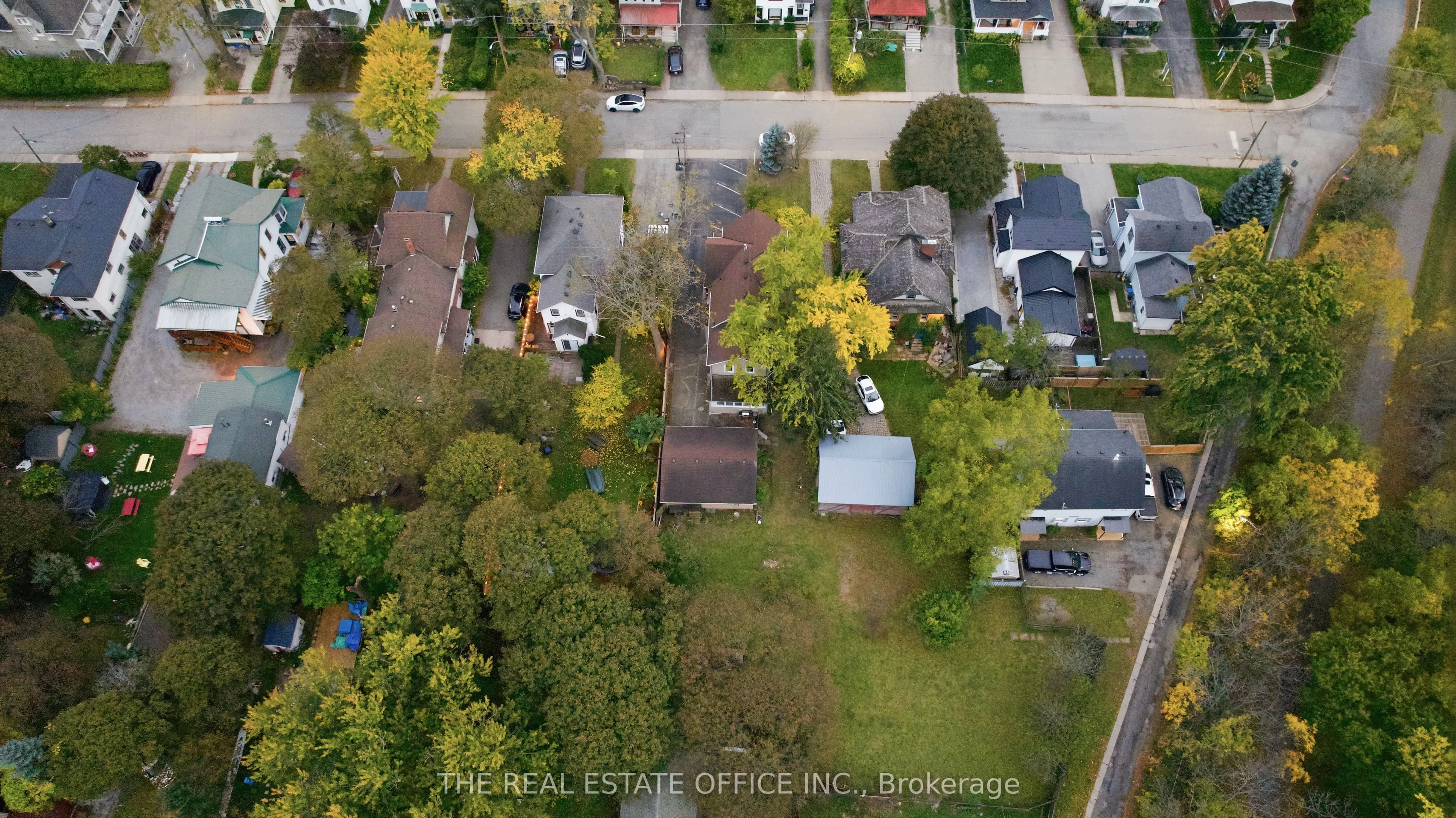 4327 Simcoe Street