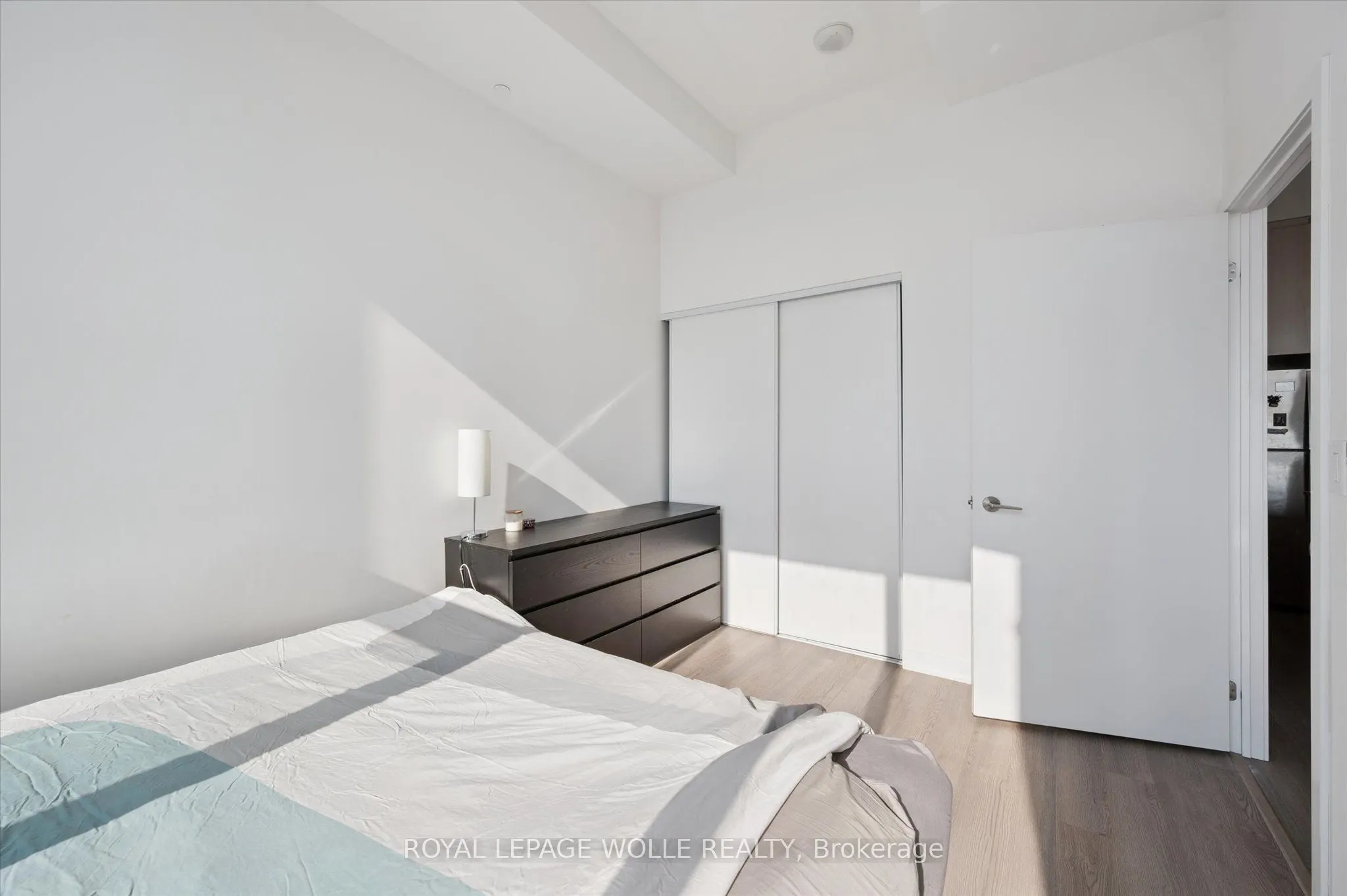 85 Duke Street W #1707