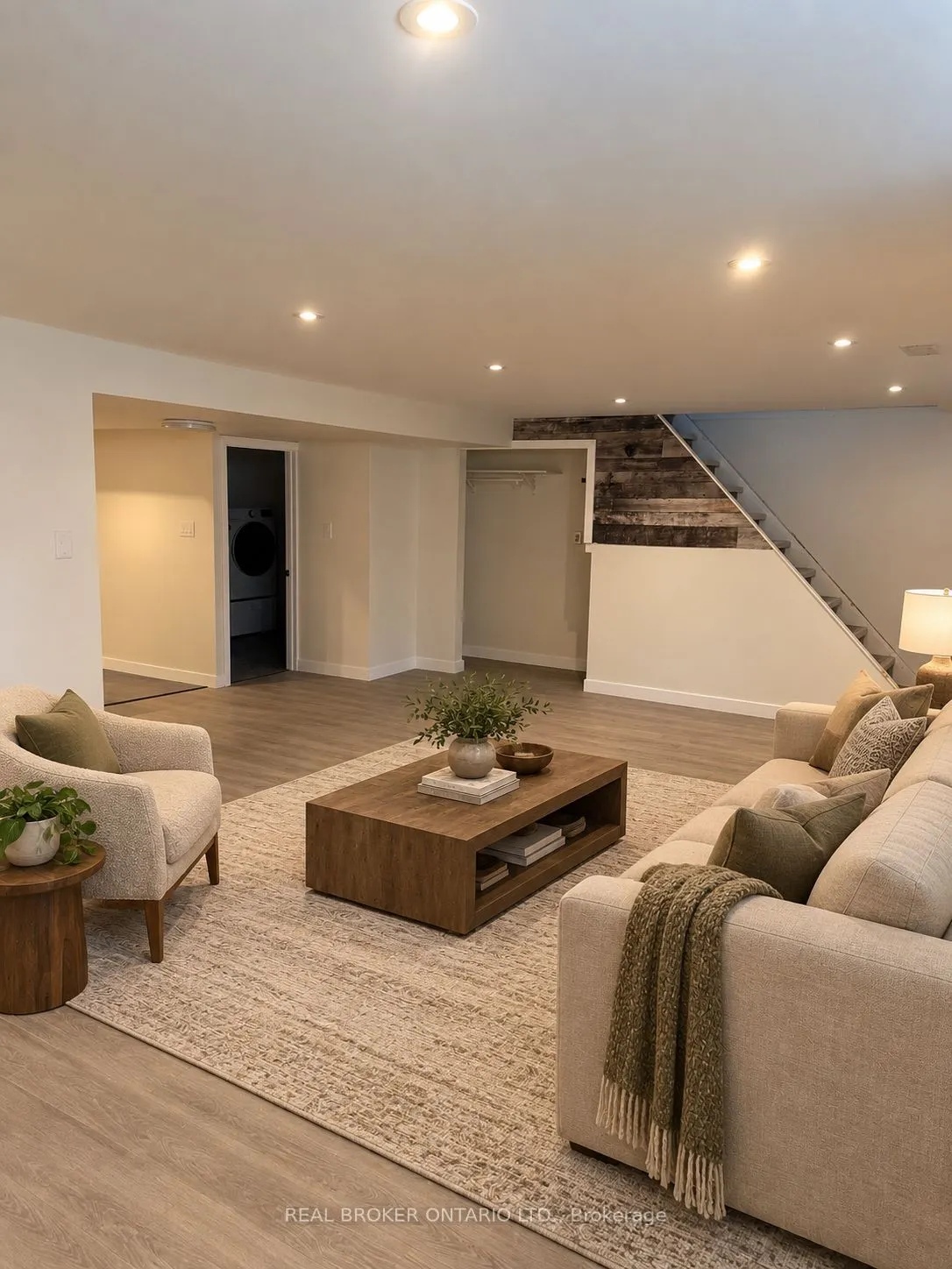 28 Leeming Drive #B