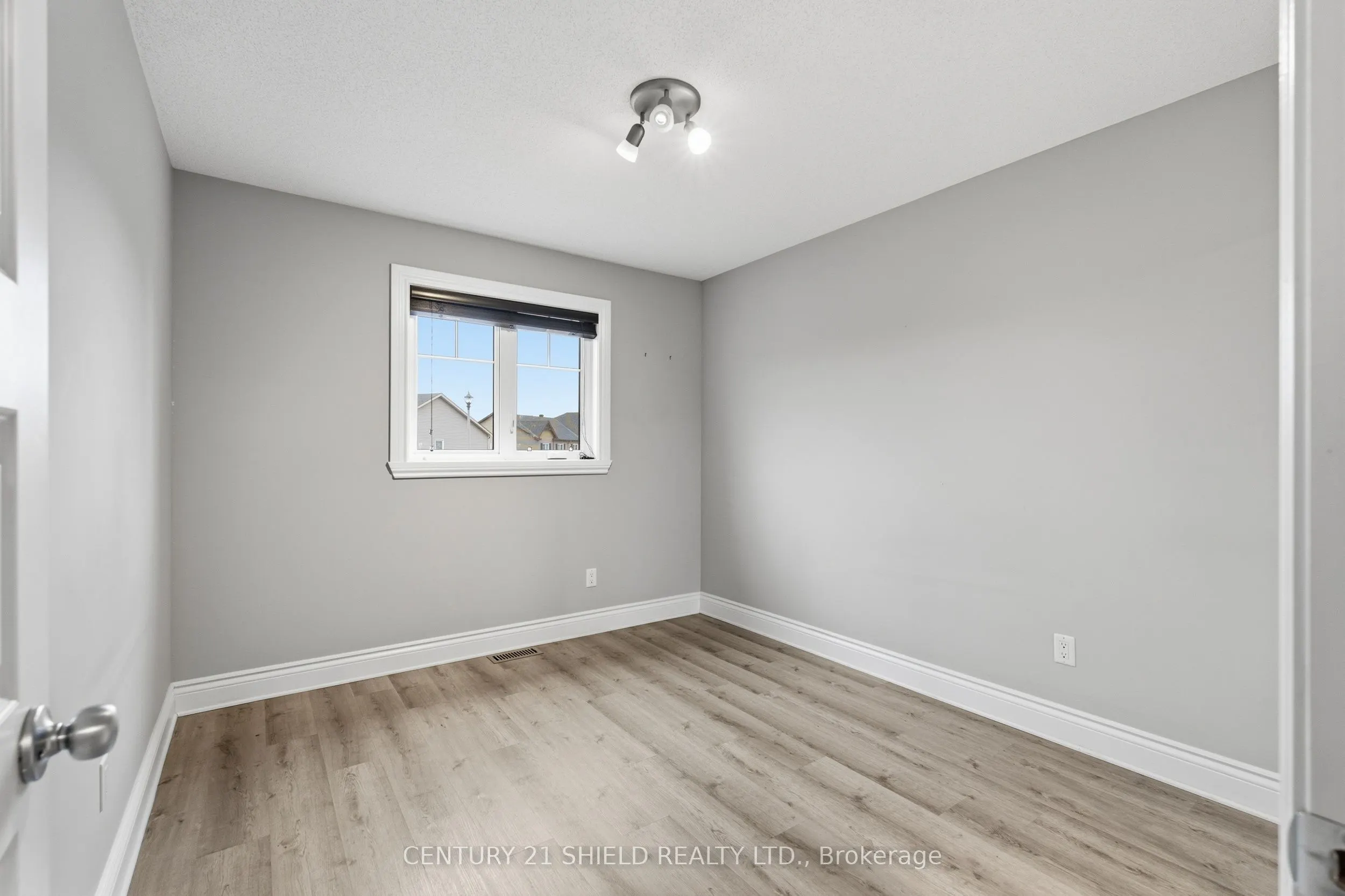 1140 CLEMENT Court
