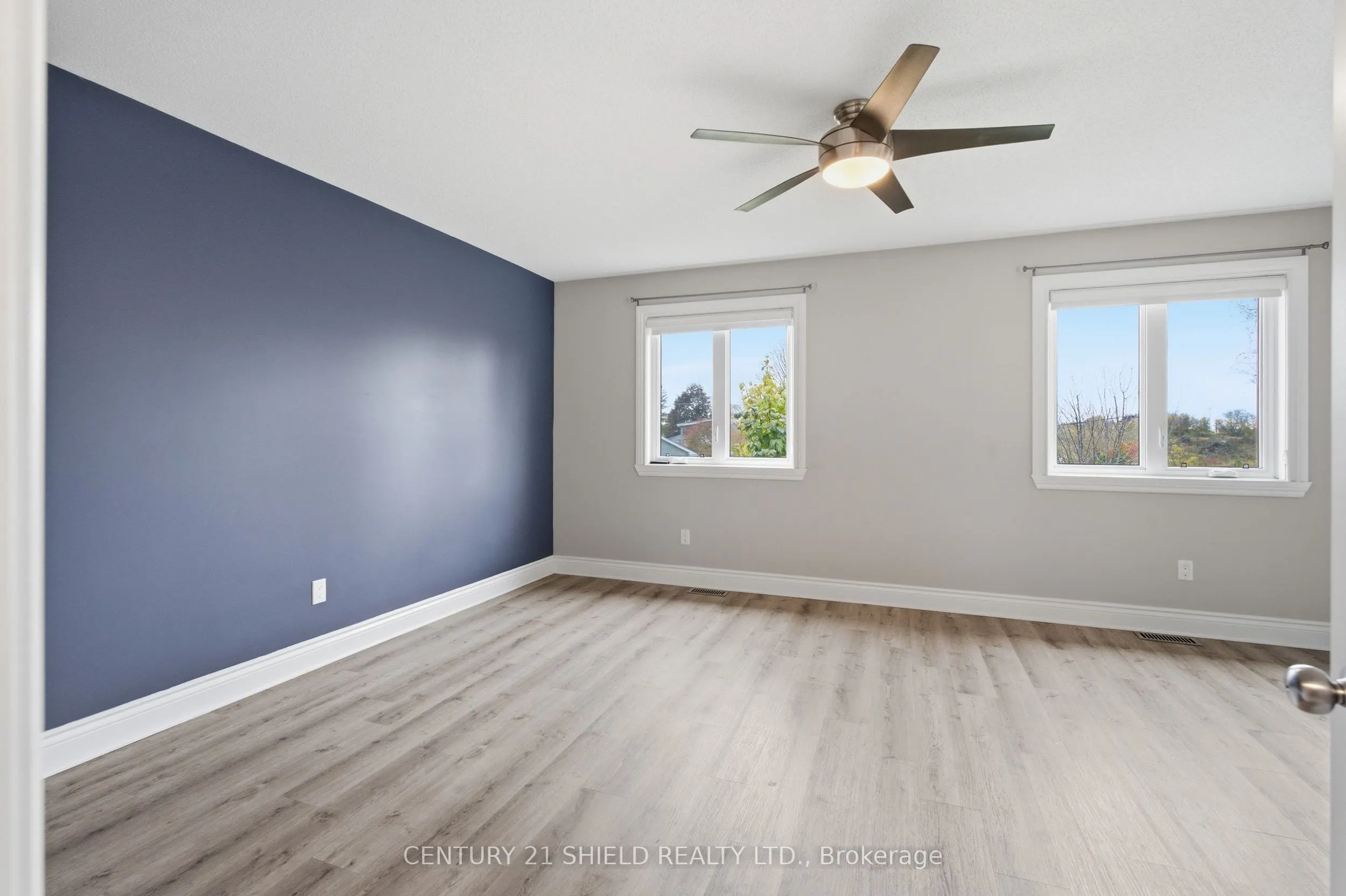 1140 CLEMENT Court