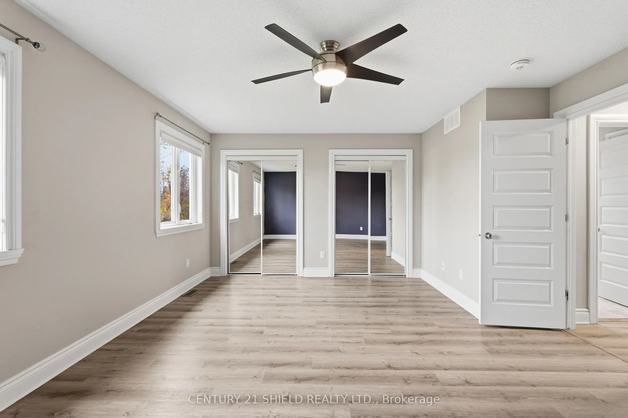 1140 CLEMENT Court