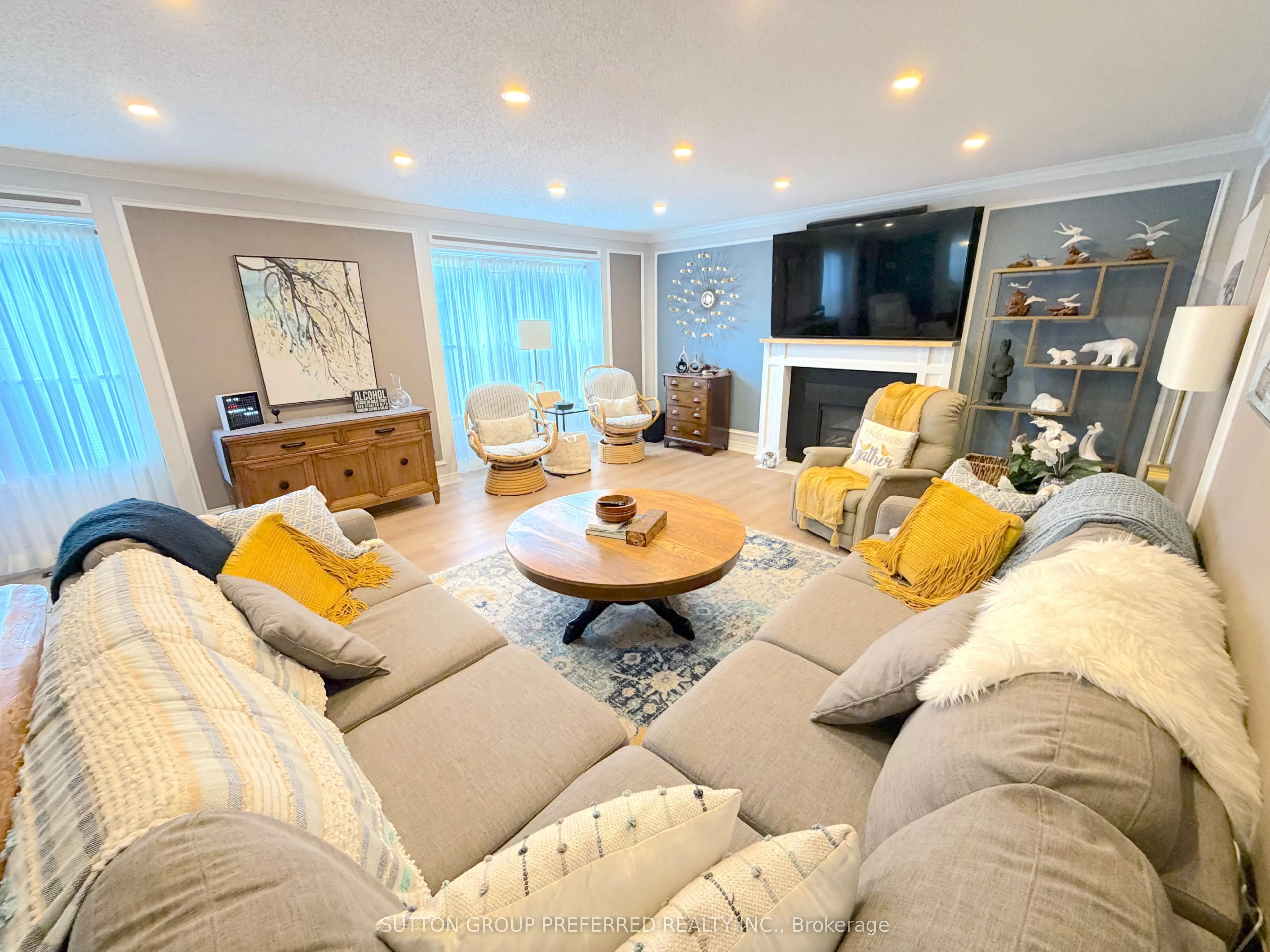 163 Pine Valley Drive #4