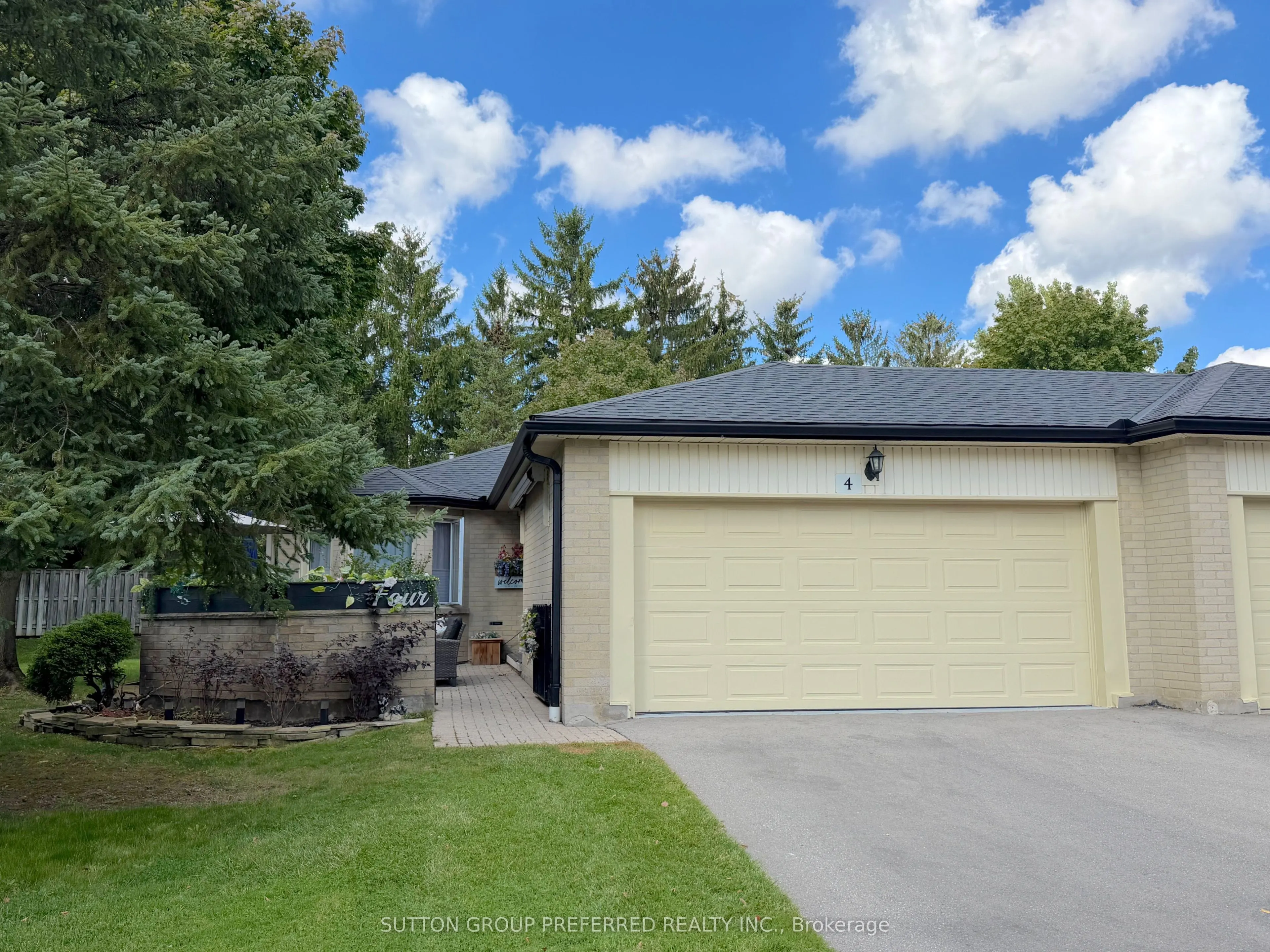 163 Pine Valley Drive #4