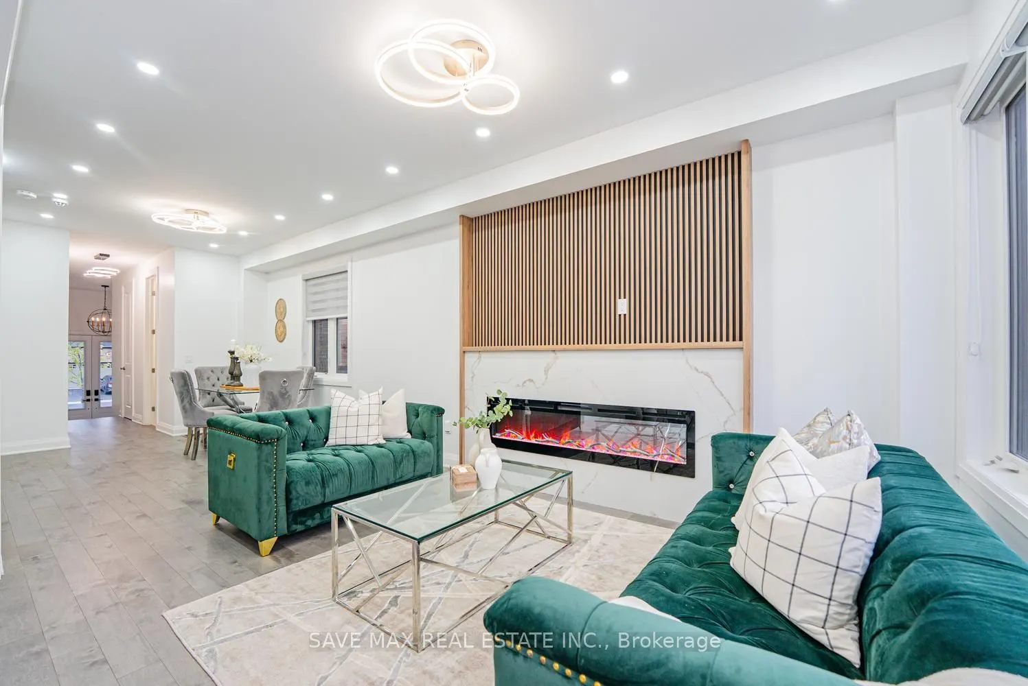42 Prince Philip Boulevard