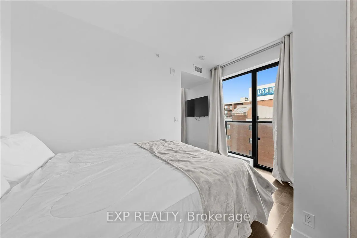 20 Daly Avenue #1604