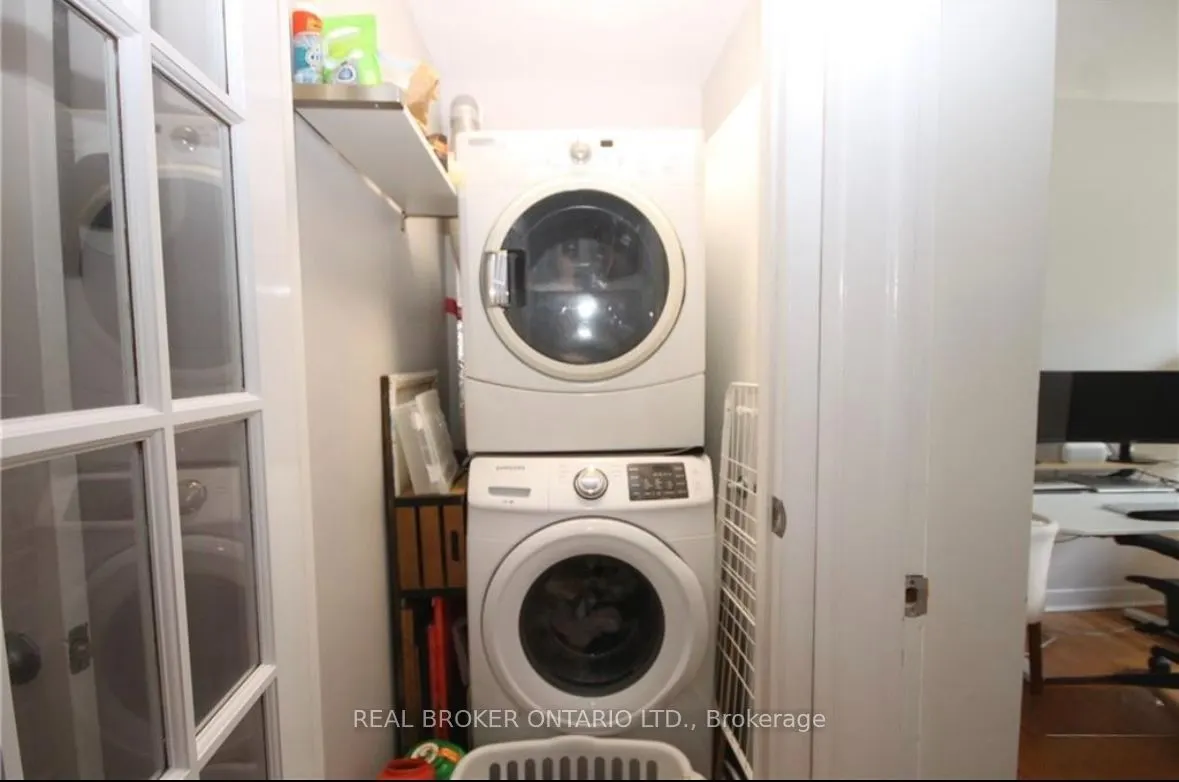 28 Leeming Drive #1