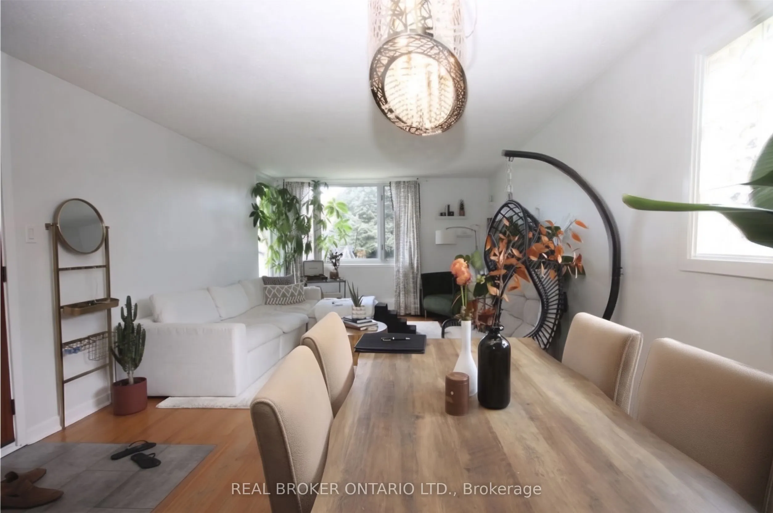 28 Leeming Drive #1