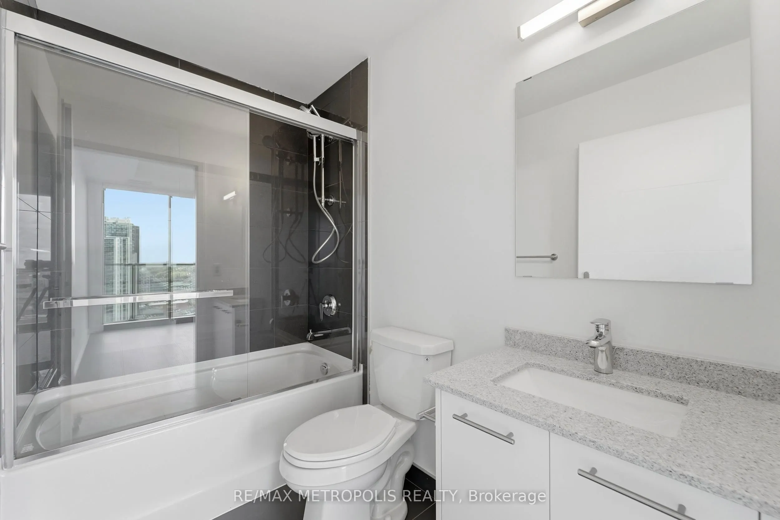 30 Francis Street S #2107