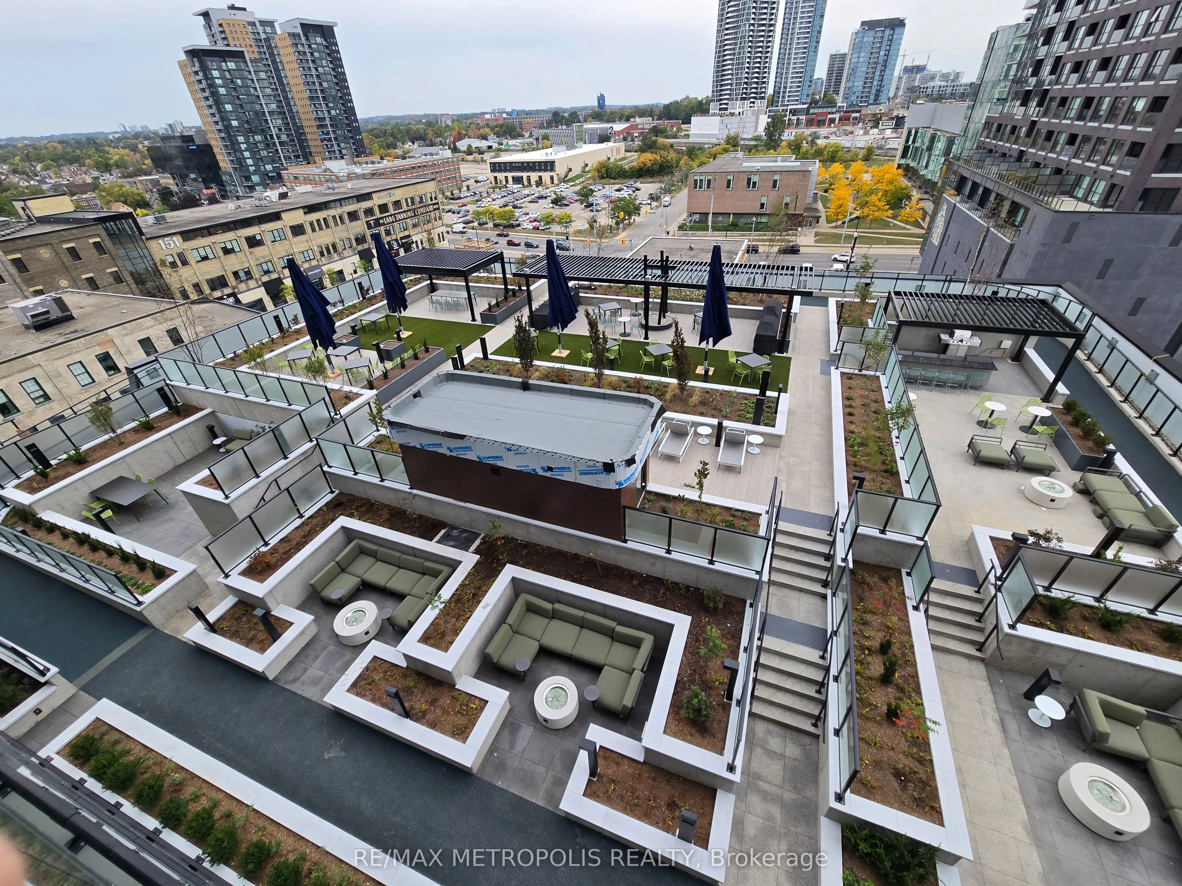30 Francis Street S #2107