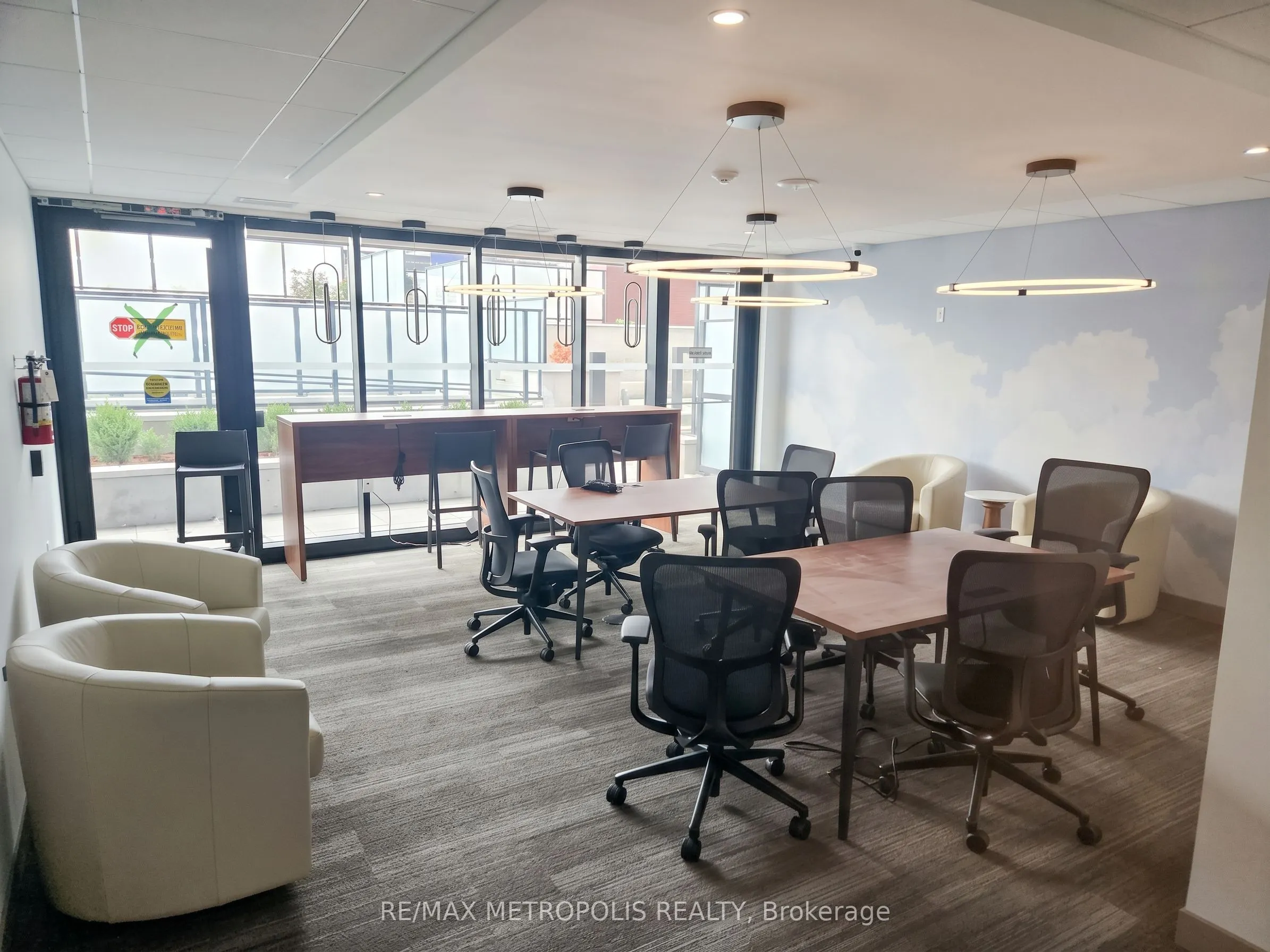 30 Francis Street S #2107