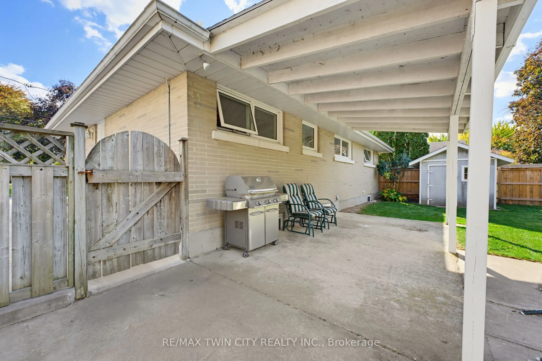 38 Varadi Avenue